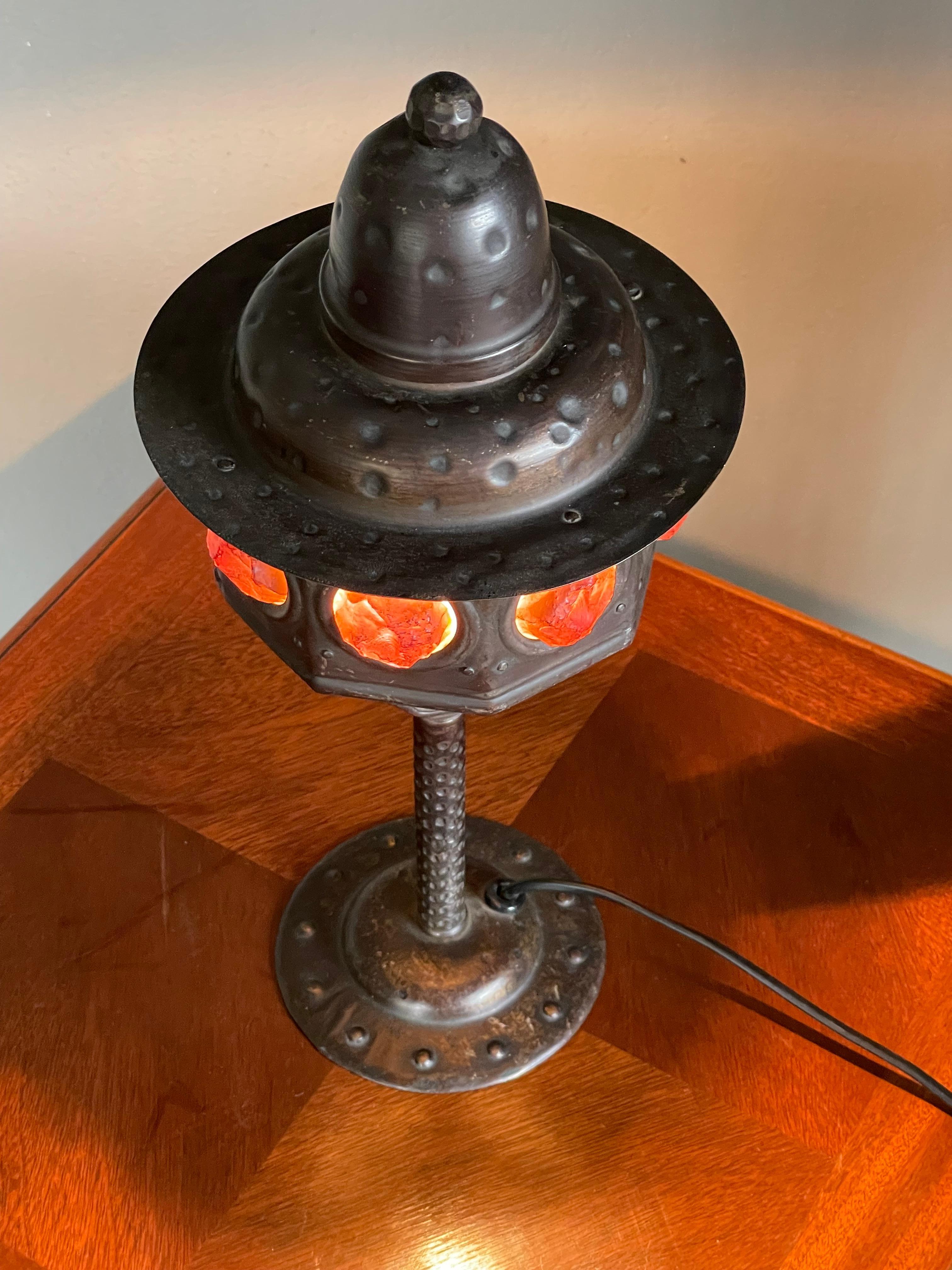 German Early 1900s Wrought Iron & Chunky Glass-Like Arts and Crafts Table / Desk Lamp For Sale