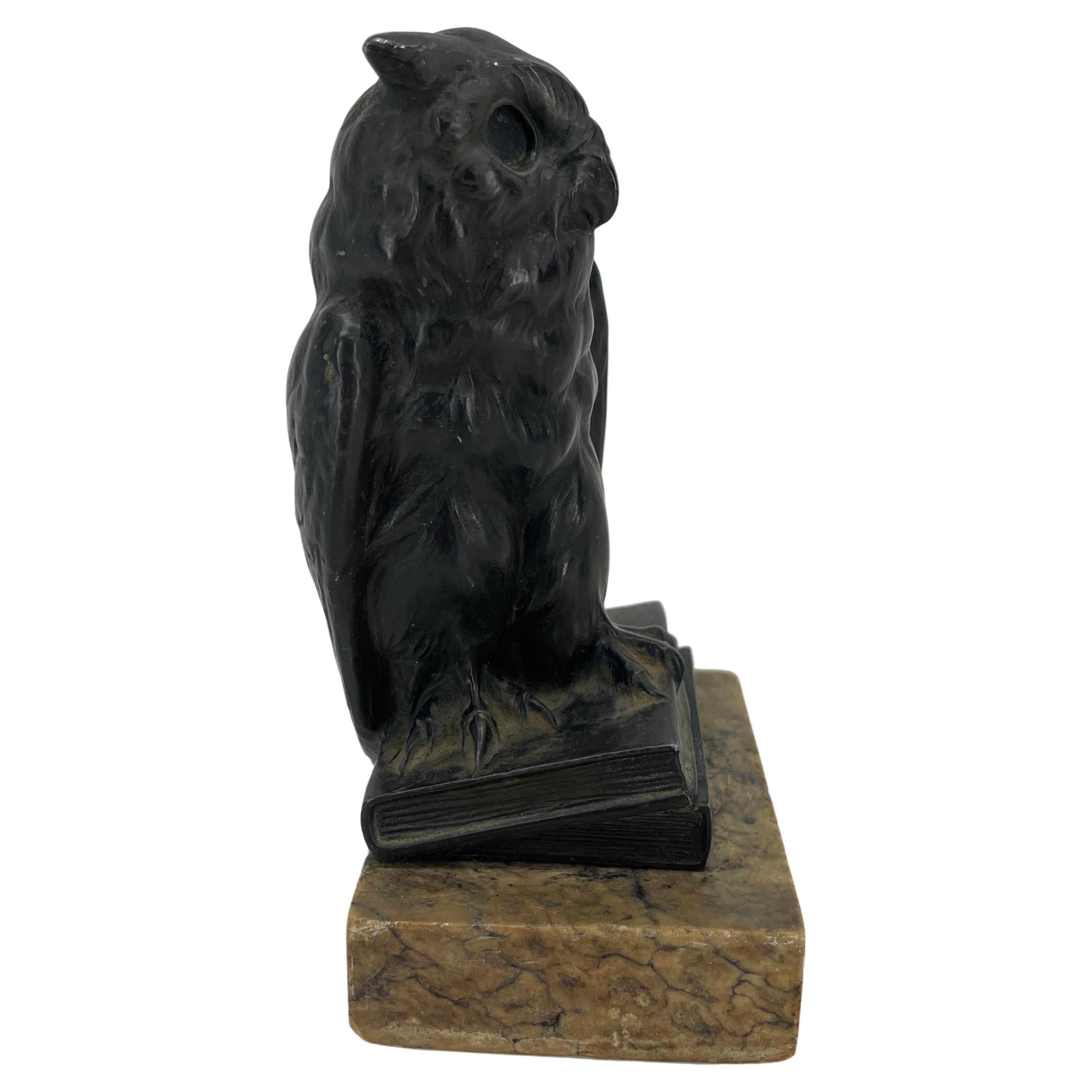English Early 1920s Bronze Owl on Books Bookend on the Marble Stand