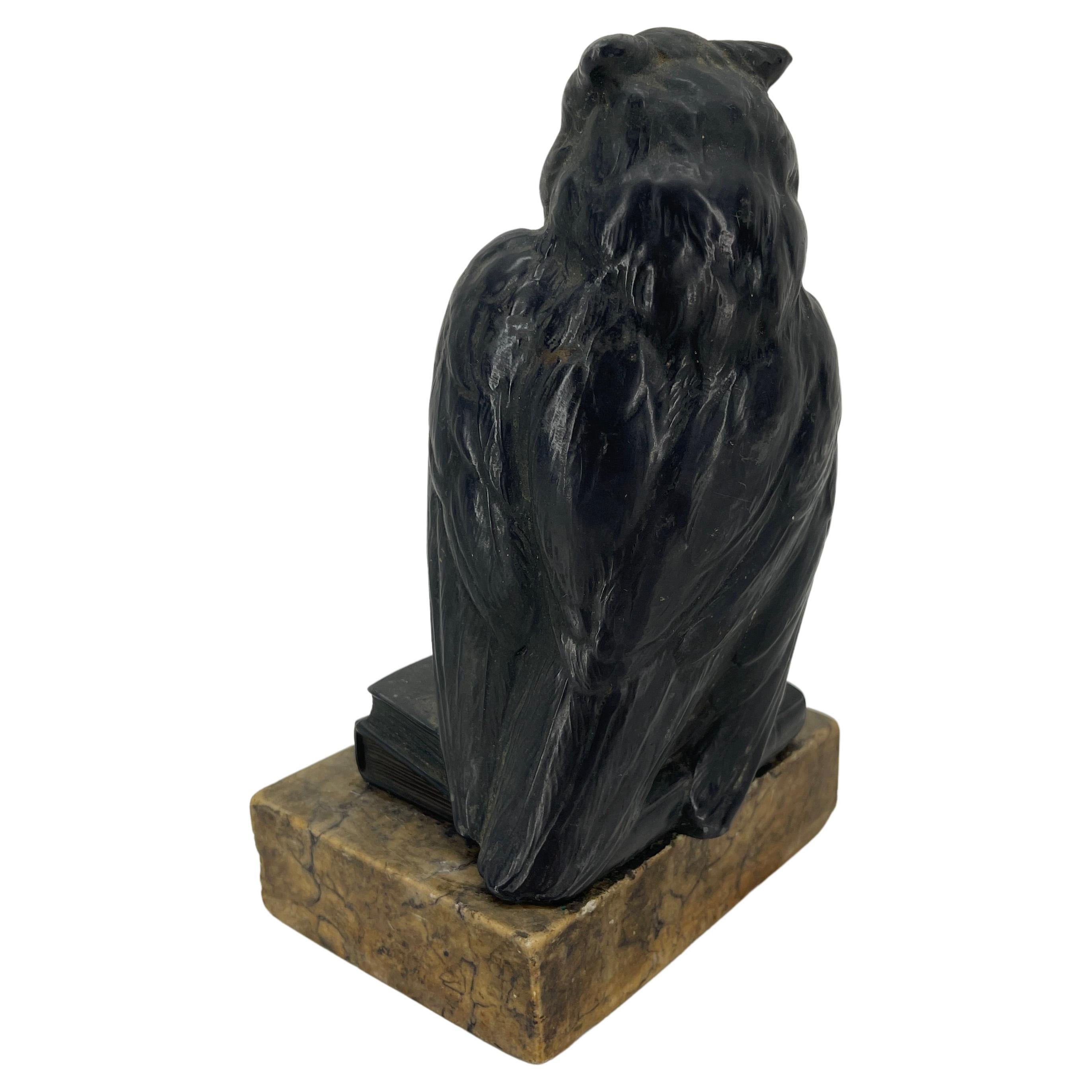 Early 1920s Bronze Owl on Books Bookend on the Marble Stand In Good Condition In Haddonfield, NJ