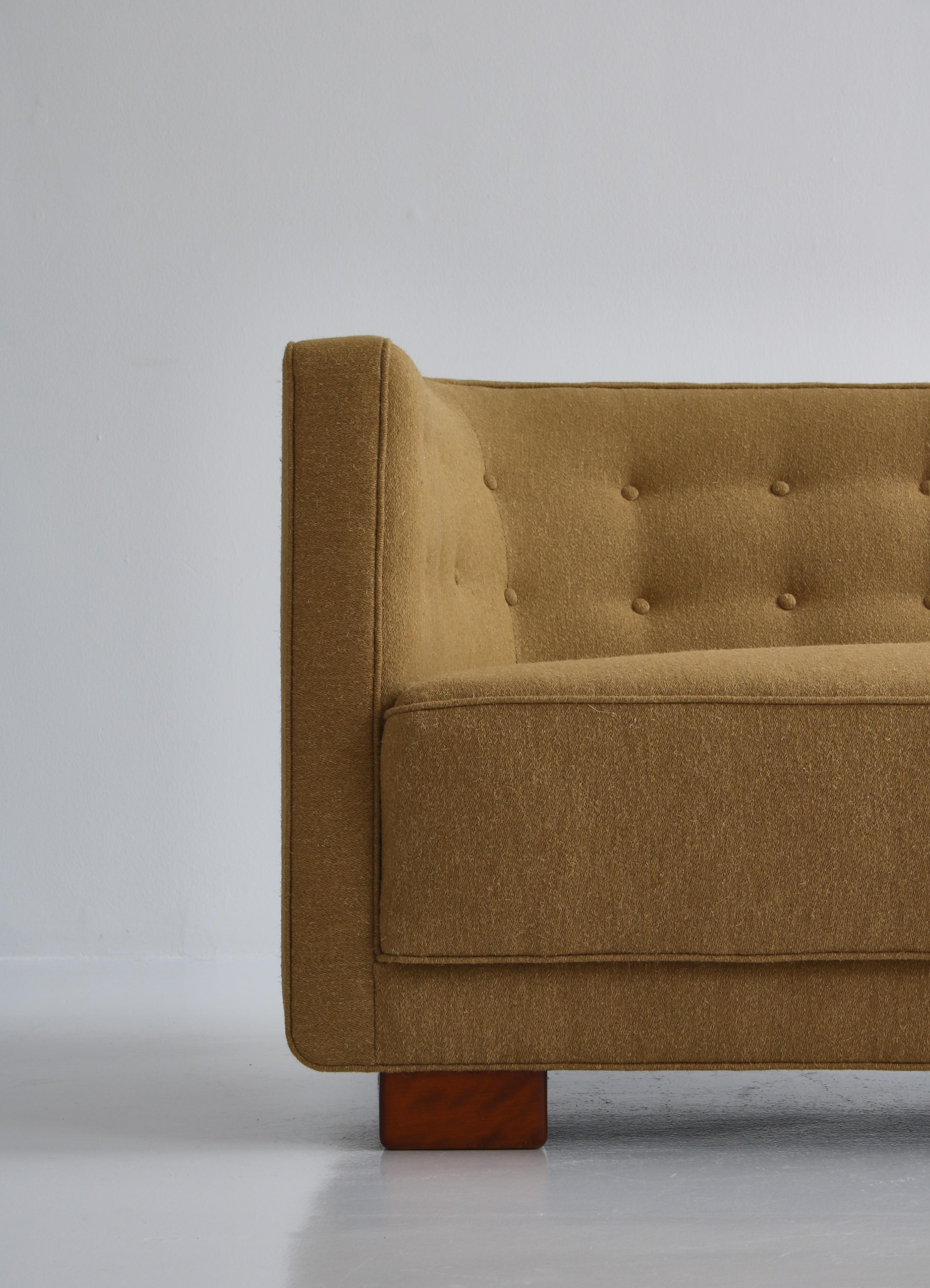 Zweisitzer-Sofa im Art déco-Stil der frühen 1930er Jahre von Flemming Lassen, Dänemark im Angebot 1
