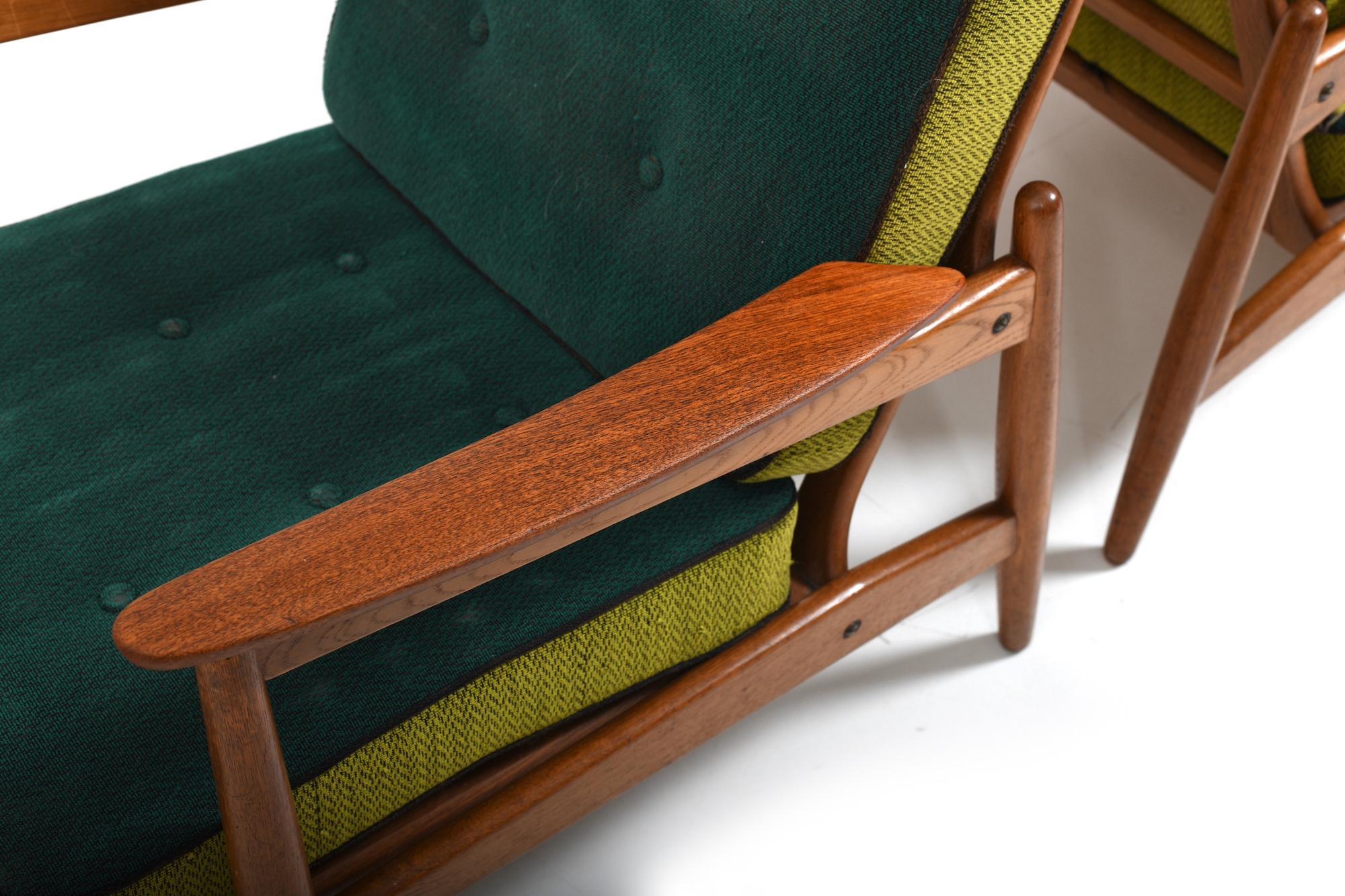 Early 1950s Danish Pair of Easychairs in Oak and Teak For Sale 2