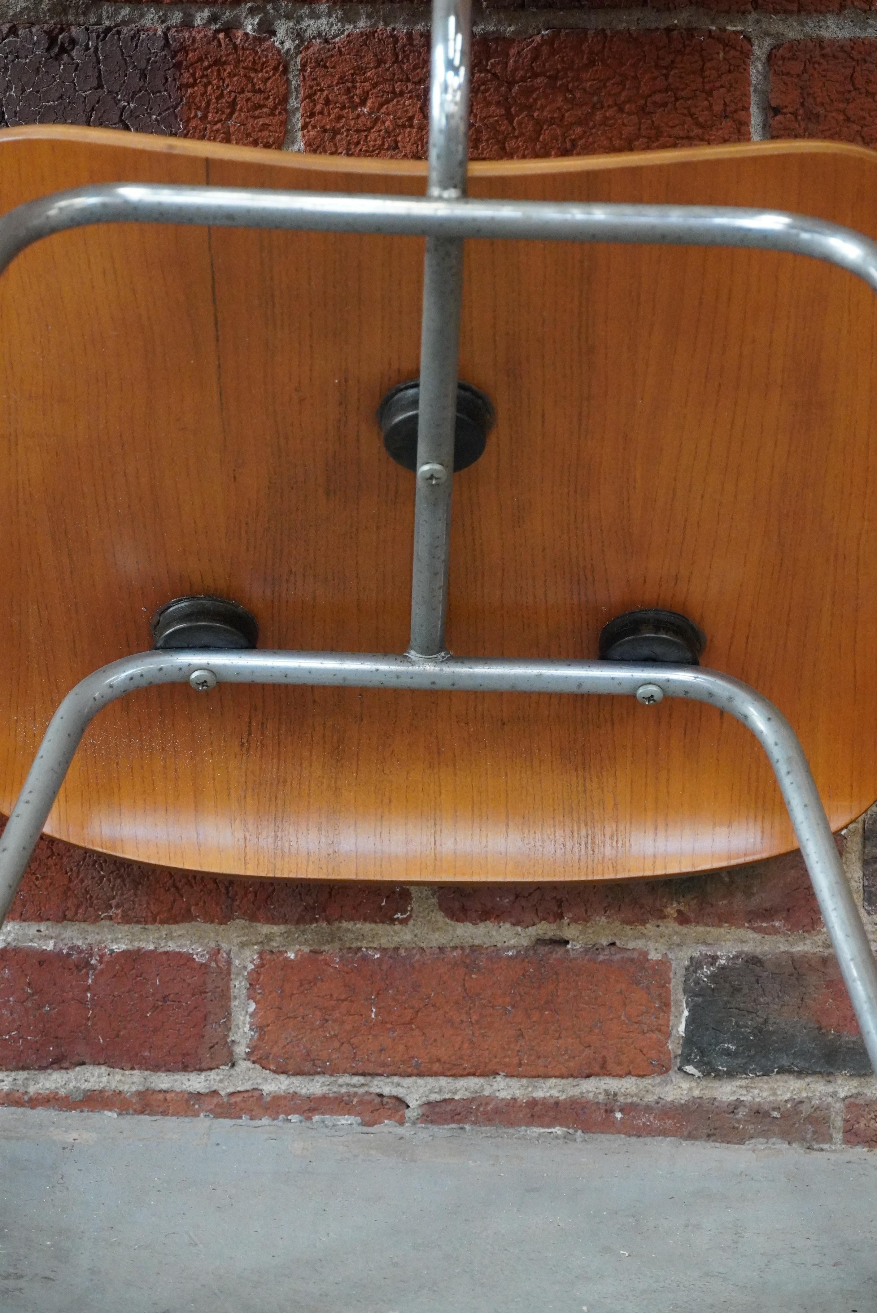 Début des années 1950 Eames DCM (Dining Chair Metal) en vente 3