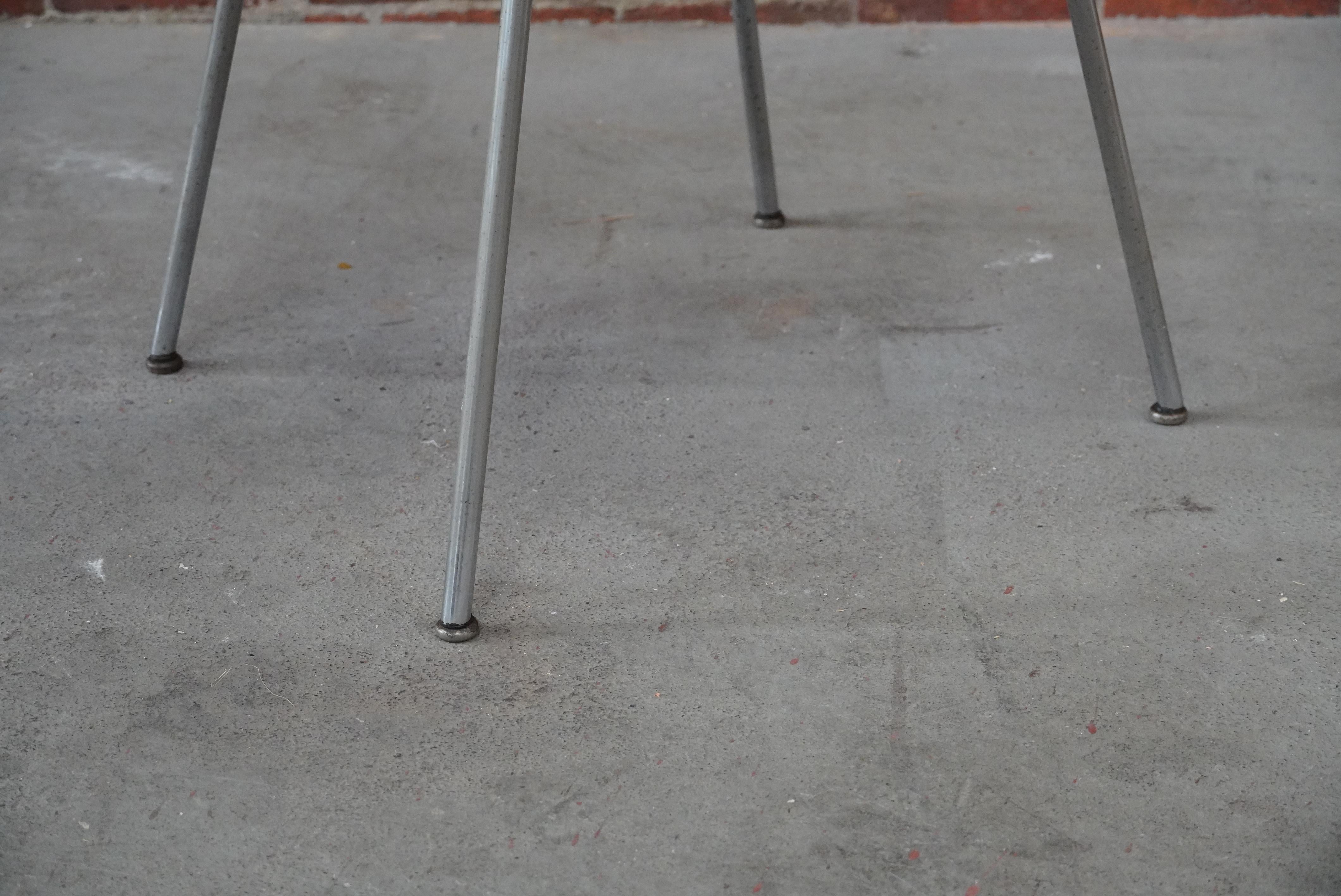 Début des années 1950 Eames DCM (Dining Chair Metal) en vente 4