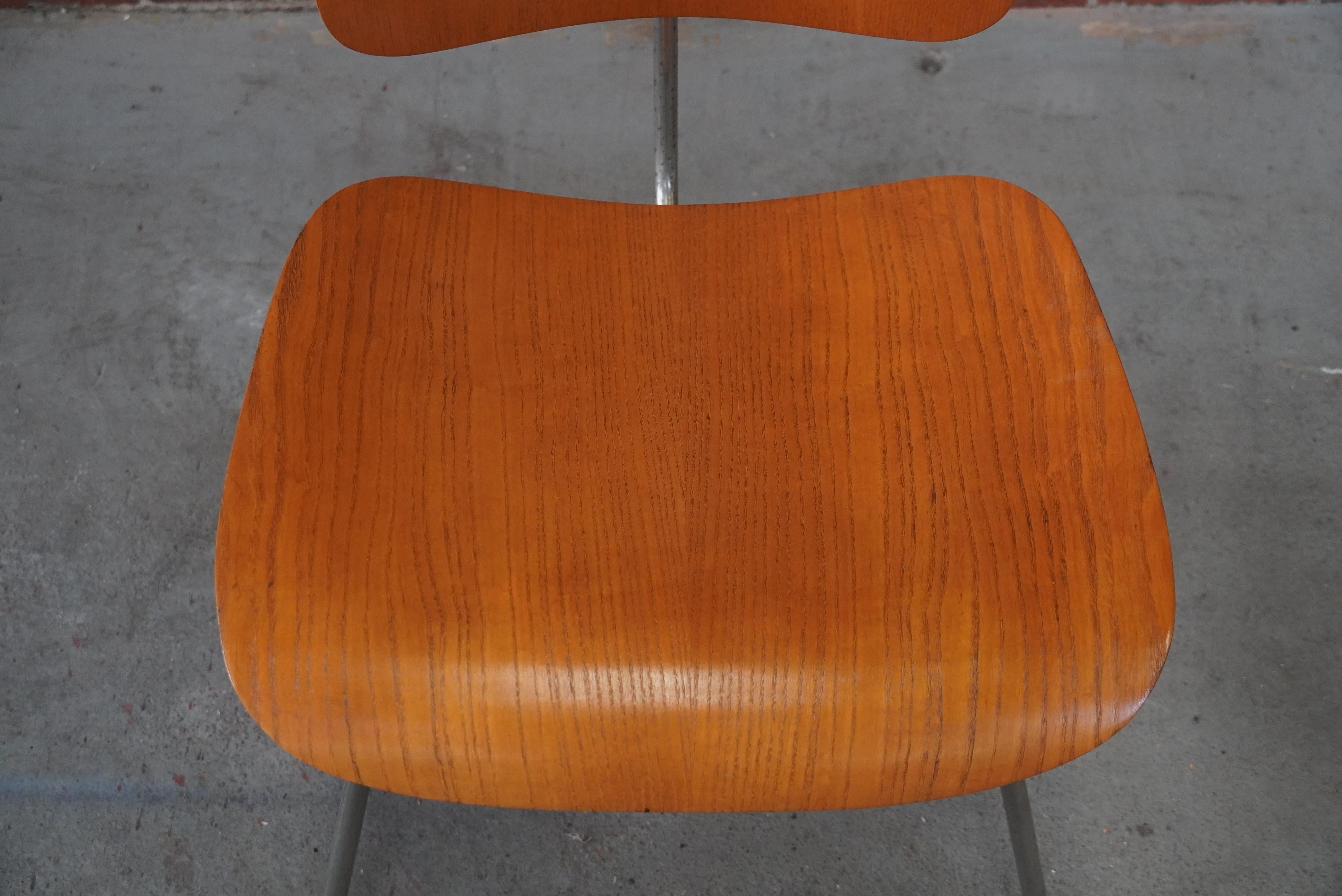 Début des années 1950 Eames DCM (Dining Chair Metal) en vente 6