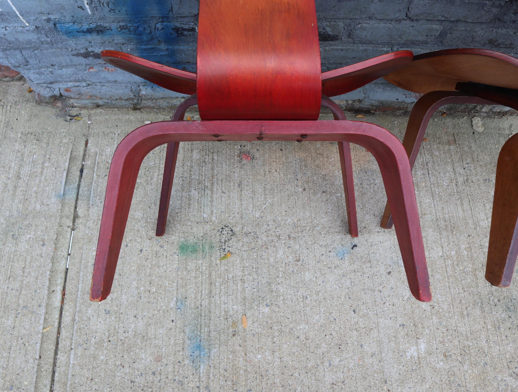 Early 1950s Herman Miller Eames Red Aniline Dyed LCW Lounge Chair 3