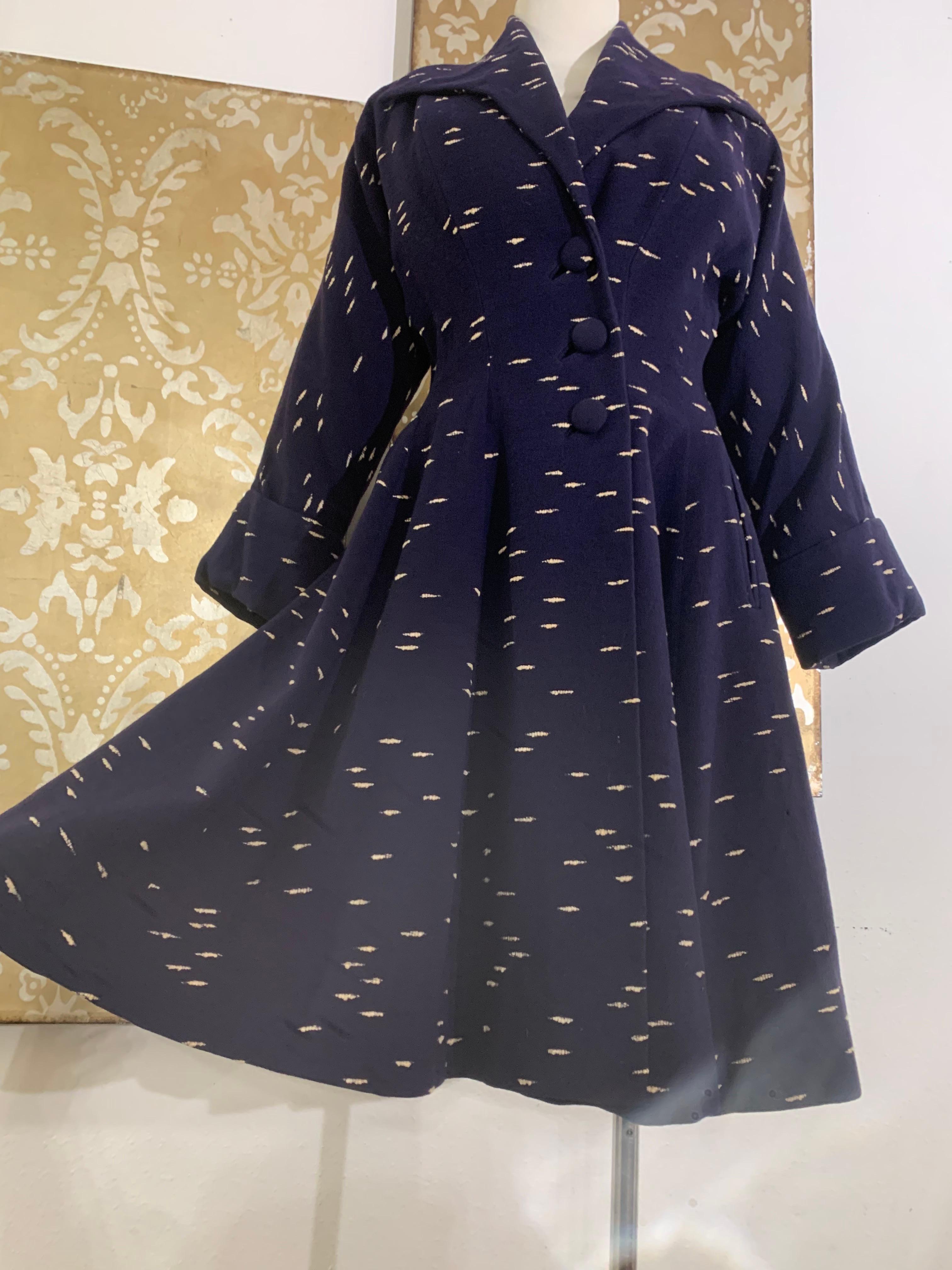 Early 1950s Lilli Ann Navy Wool/Cashmere Fit & Flare Coat w Large Collar & Cuffs 5