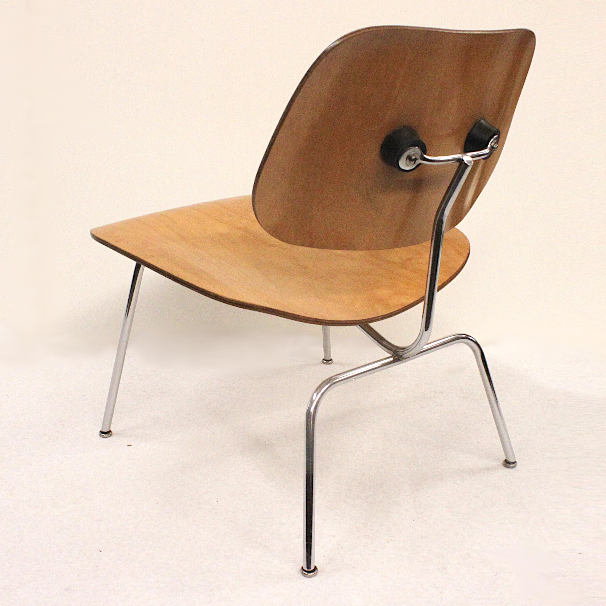 Mid-20th Century Early 1950s Mid-Century Modern Eames LCM Birch Lounge Chair by Herman Miller