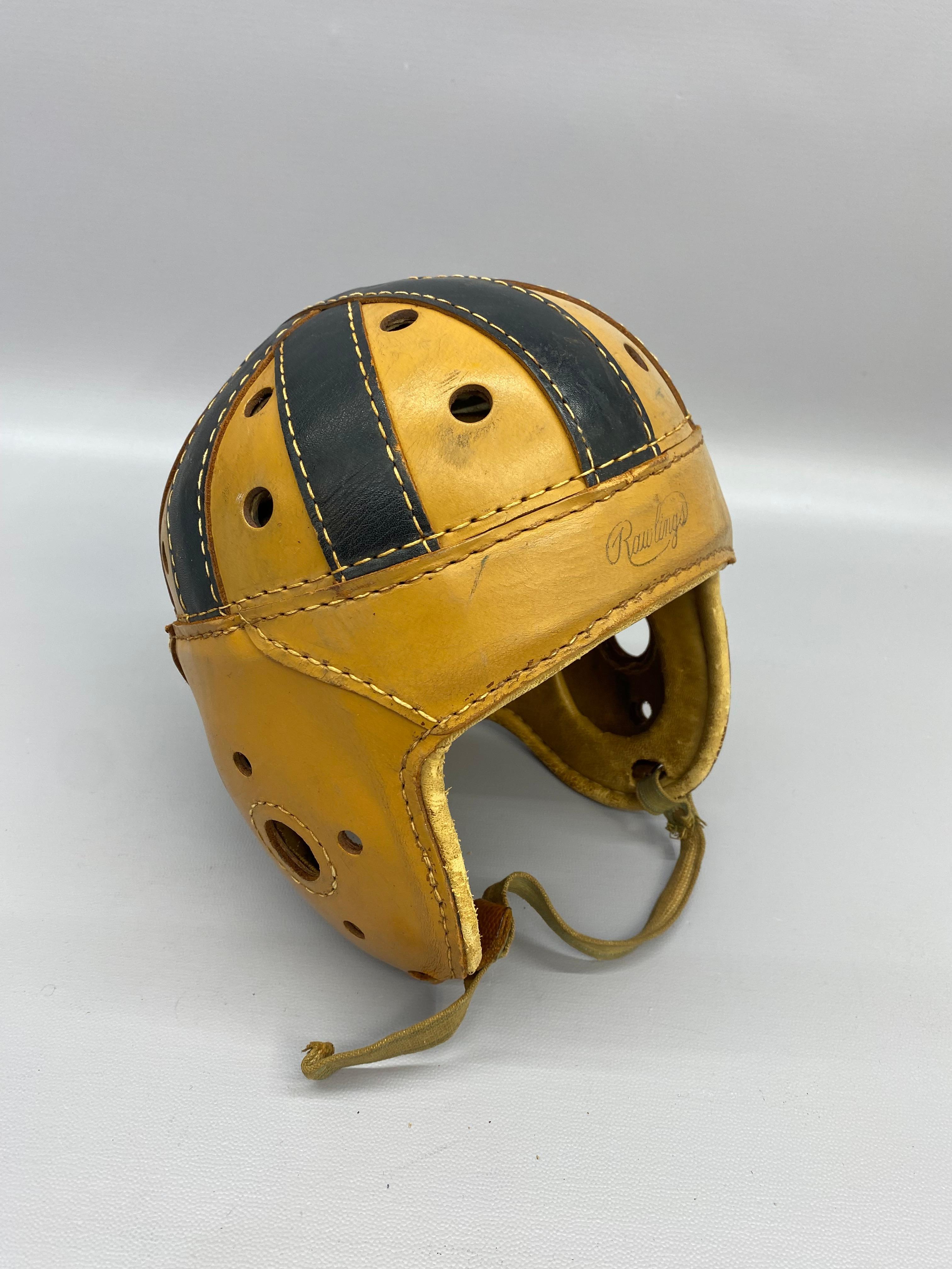 Frühe 1950er Rawlings Leder-Jugend-Football- Helm im Zustand „Gut“ in Garnerville, NY
