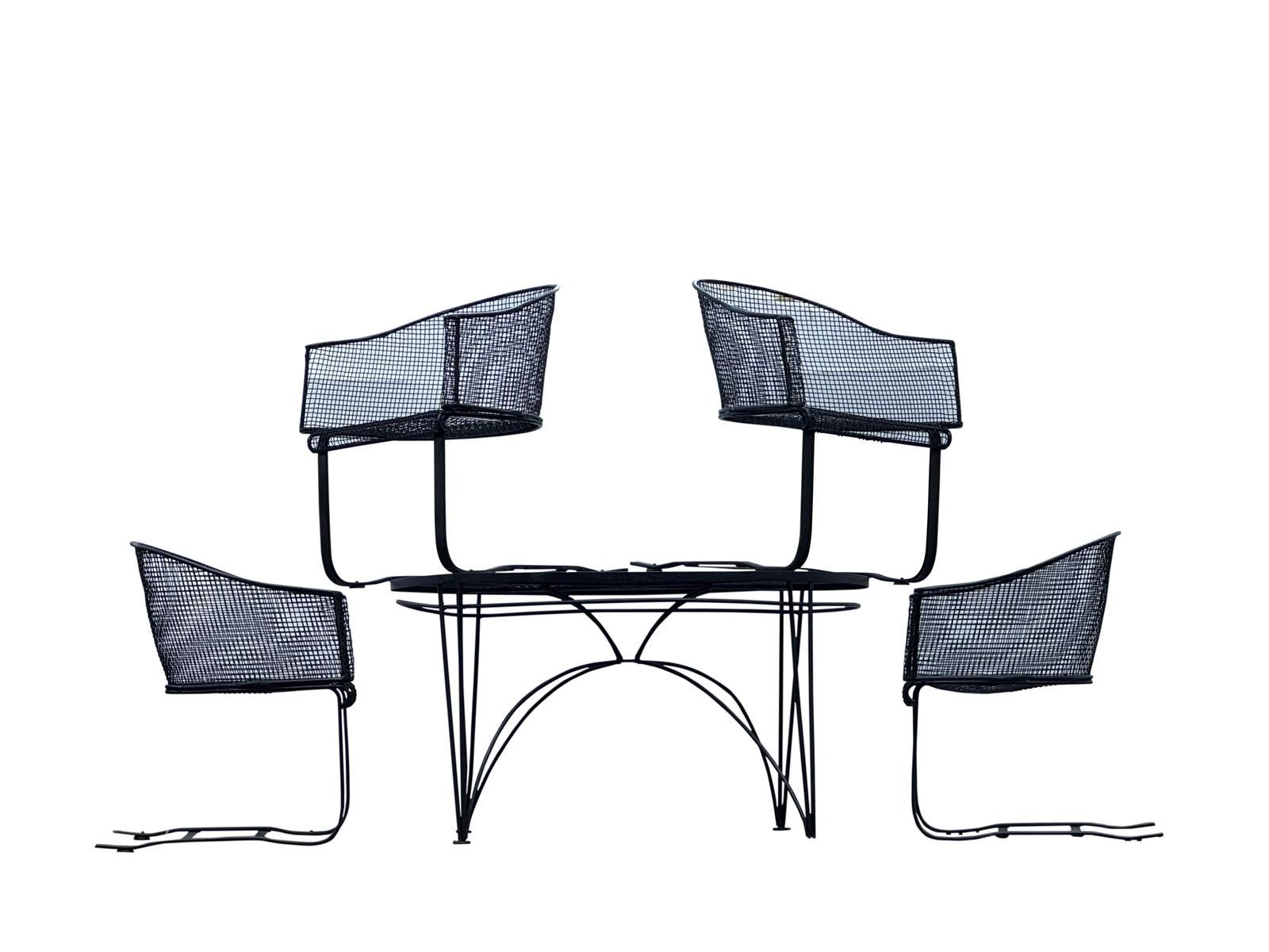 Early 1950s Sculptura Woven Mesh Bouncer Chair & Table Set In Fair Condition For Sale In Bensalem, PA