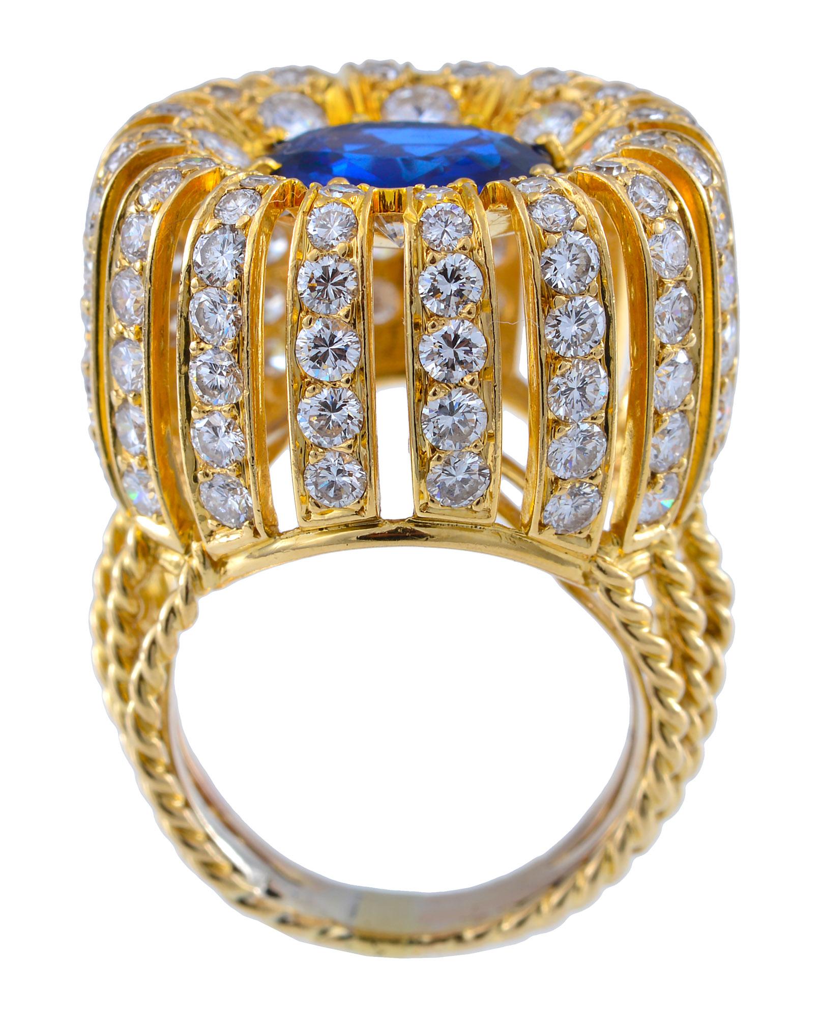 Retro Early 1950s Yellow Gold, Diamond and Sapphire Ring For Sale