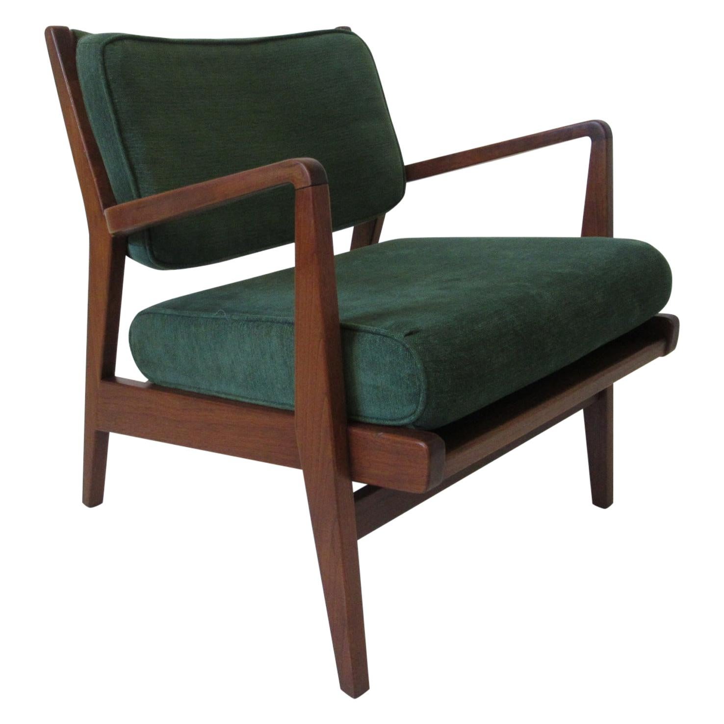 Early 1951 Jens Risom Low Upholstered Walnut Lounge Chair