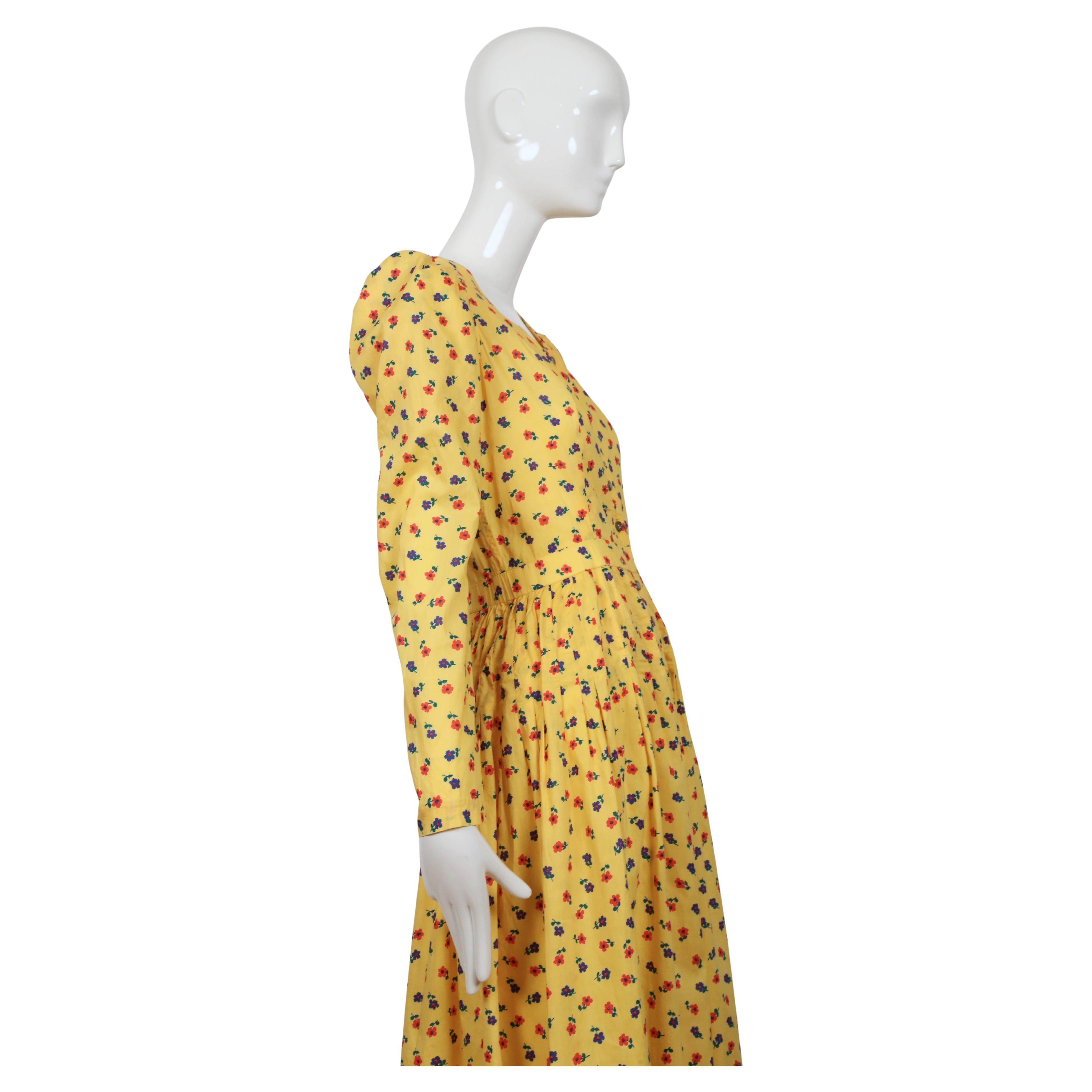 YVES SAINT LAURENT rive gauche robe jaune liberté imprimée florale, début des années 1970 en vente 1