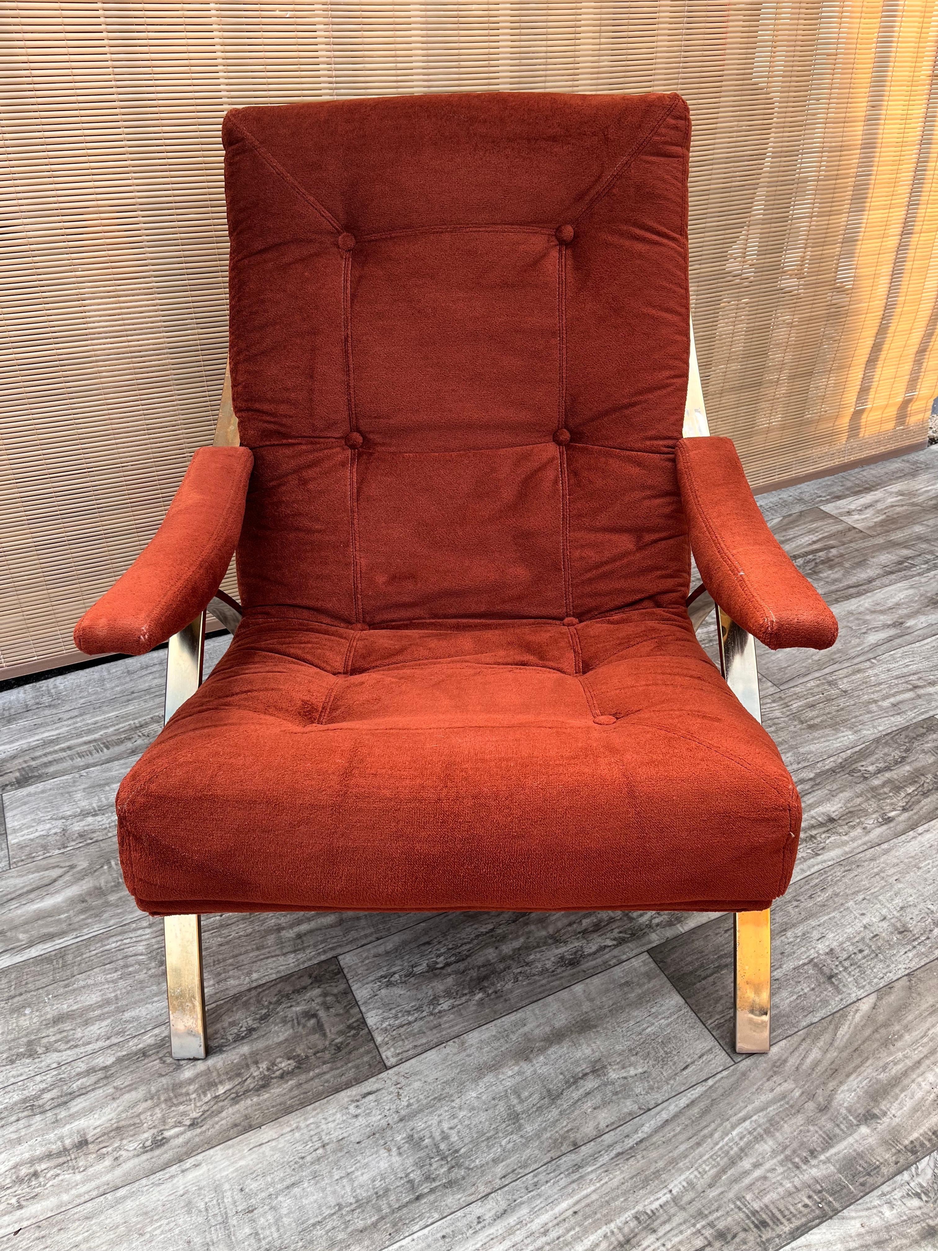 Early 1980s Mid-Century Modern Lounge Chair by Carsons of High Point. 4