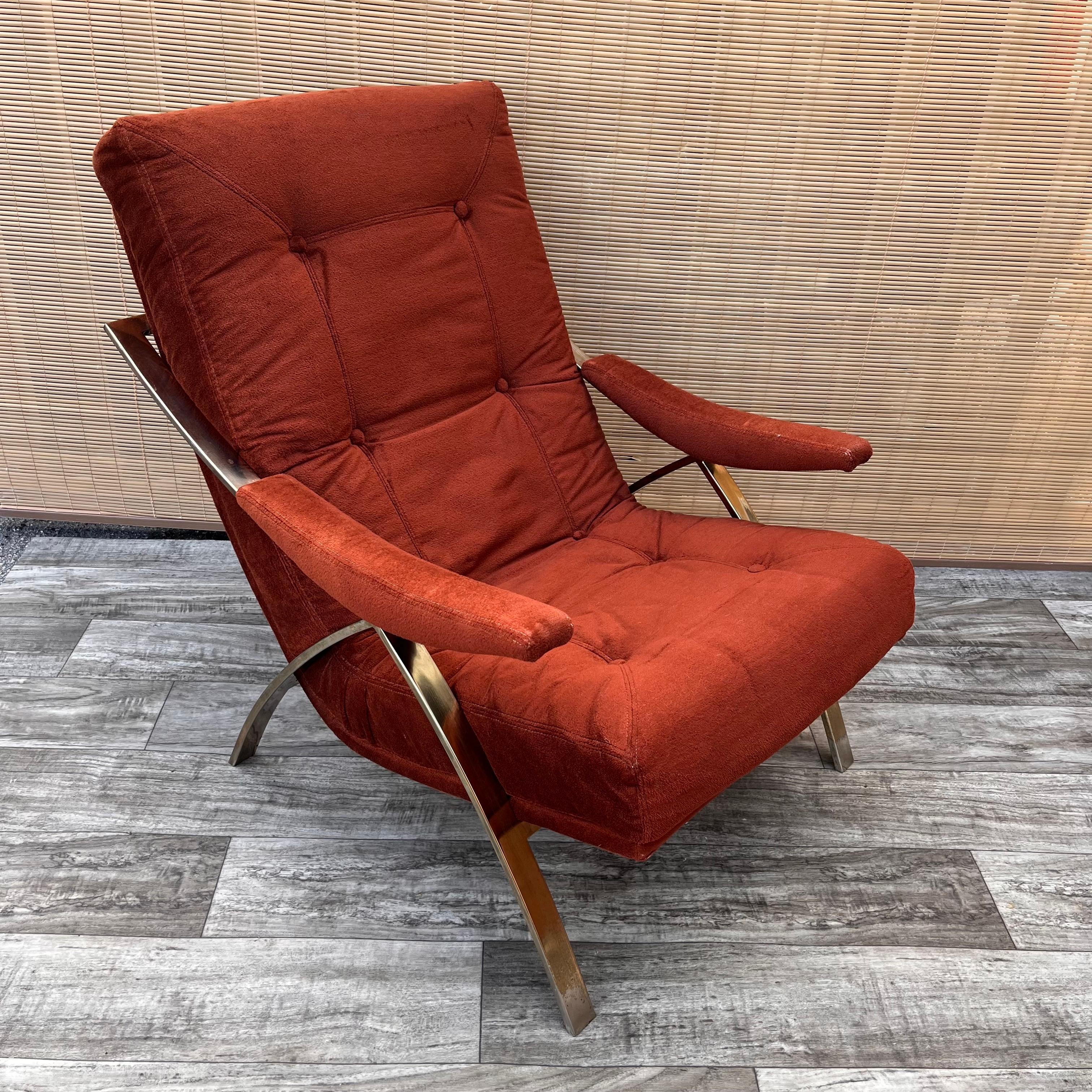 Early 1980s Mid-Century Modern Lounge Chair by Carsons of High Point.  In Good Condition In Miami, FL