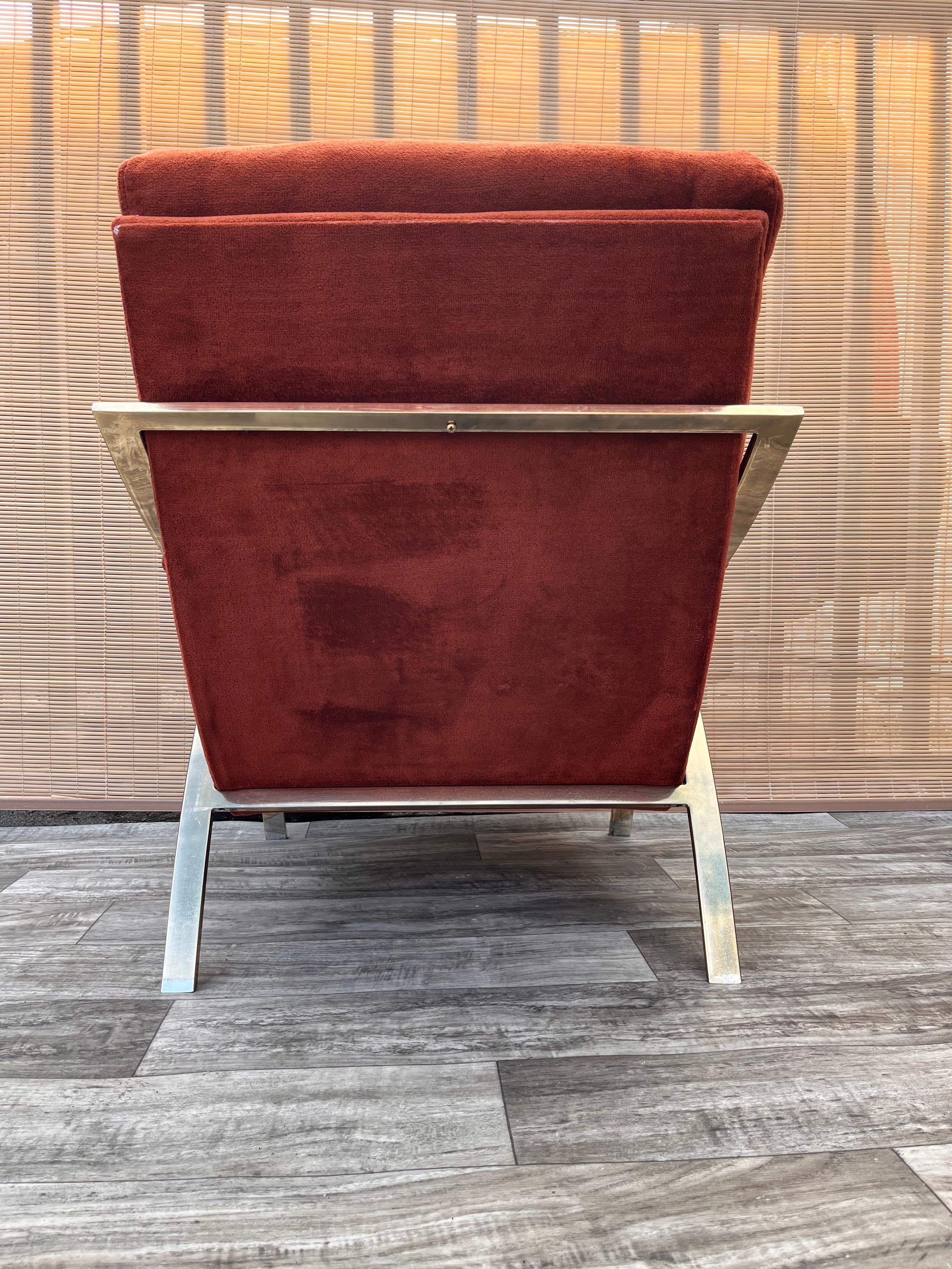 Early 1980s Mid-Century Modern Lounge Chair by Carsons of High Point. 2