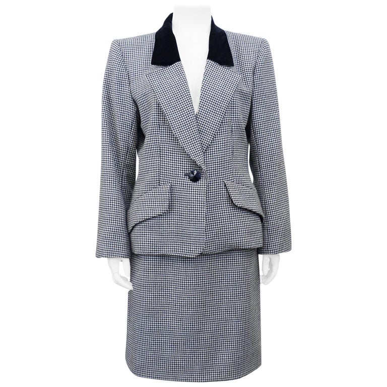 Early 1980s Yves Saint Laurent/YSL Houndstooth Skirt Suit For Sale at  1stDibs