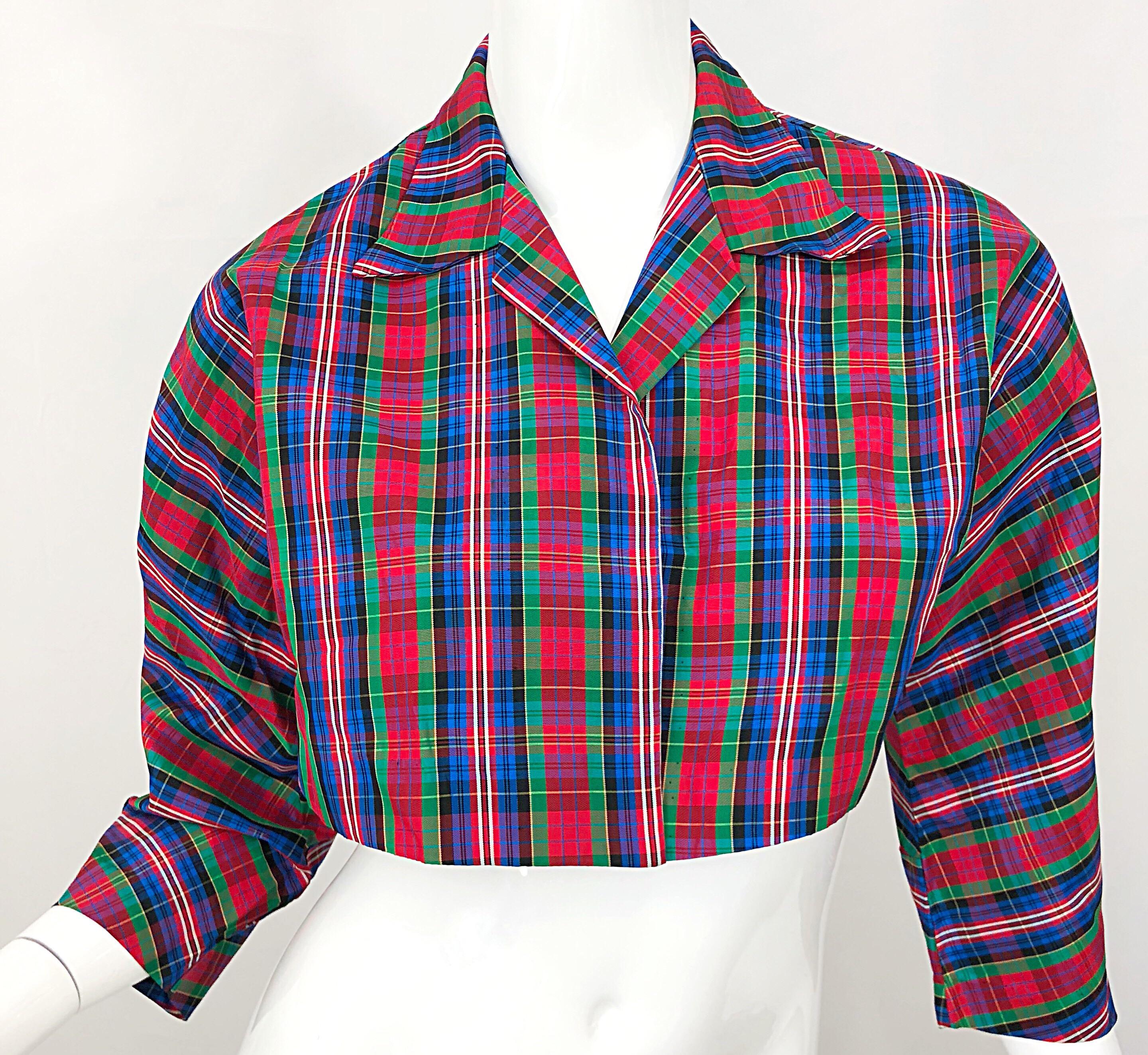 Early 1990s Betsey Johnson Red Blue Green Taffeta Plaid Vintage Cropped Jacket For Sale 3