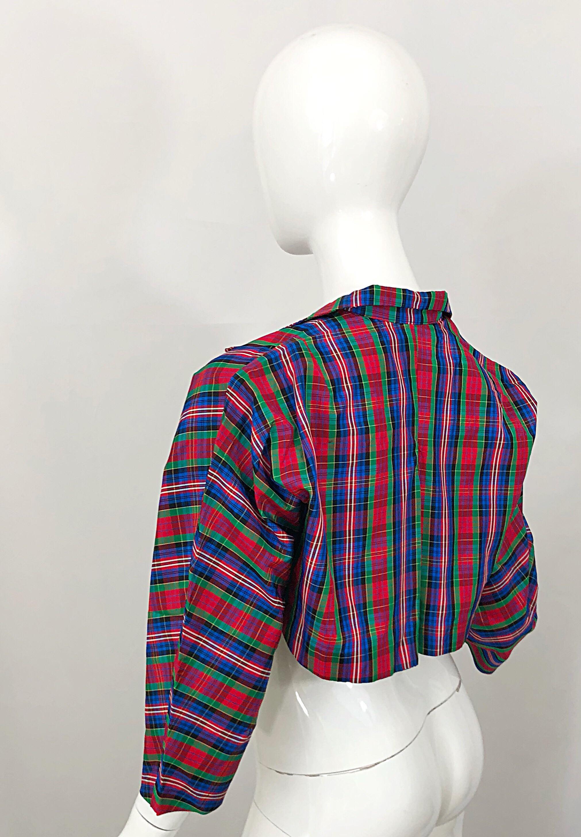 Early 1990s Betsey Johnson Red Blue Green Taffeta Plaid Vintage Cropped Jacket For Sale 4