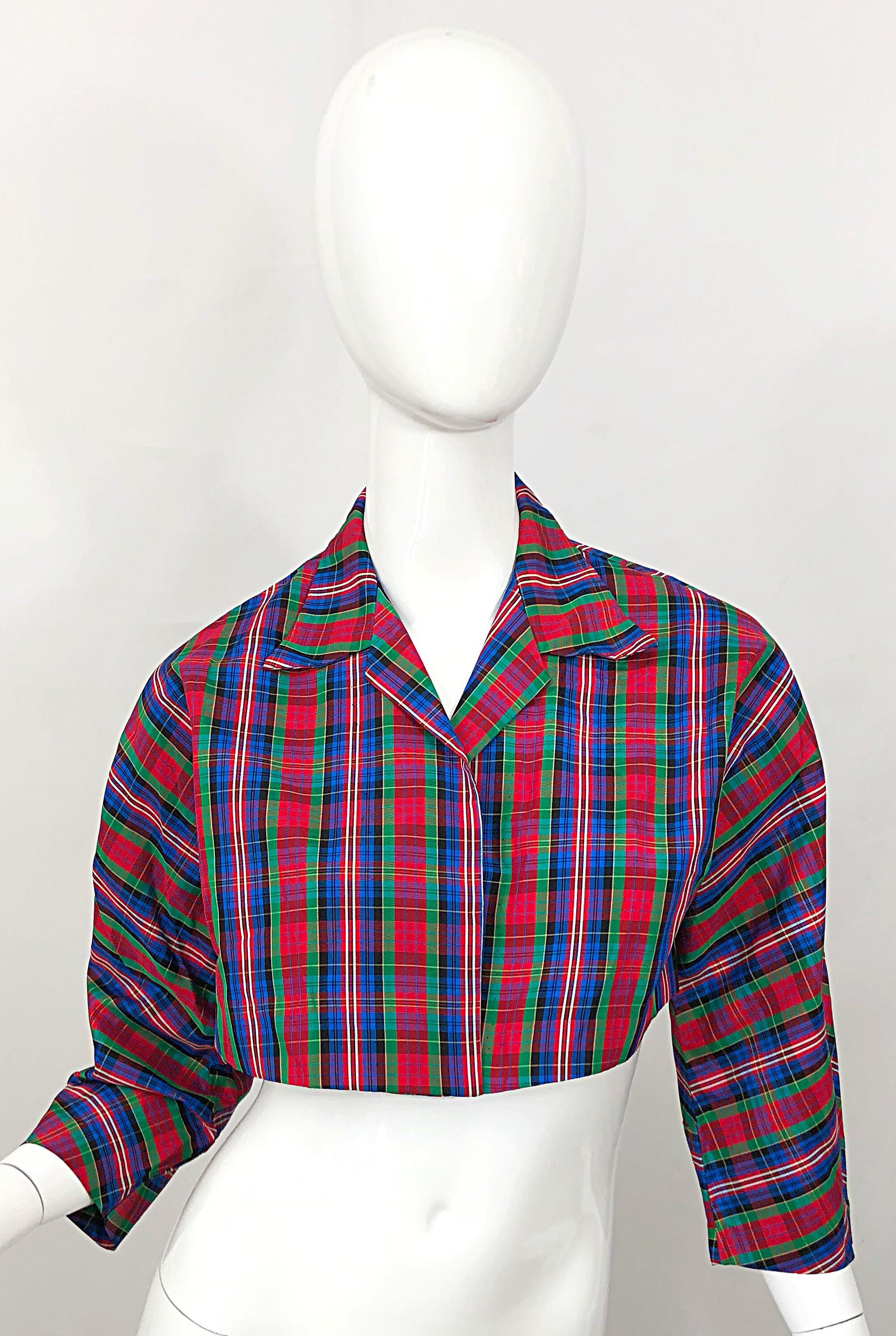 Early 1990s Betsey Johnson Red Blue Green Taffeta Plaid Vintage Cropped Jacket For Sale 5