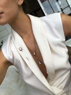 Early 1990s Cameo Lapel Pin in Shell and 9k Gold