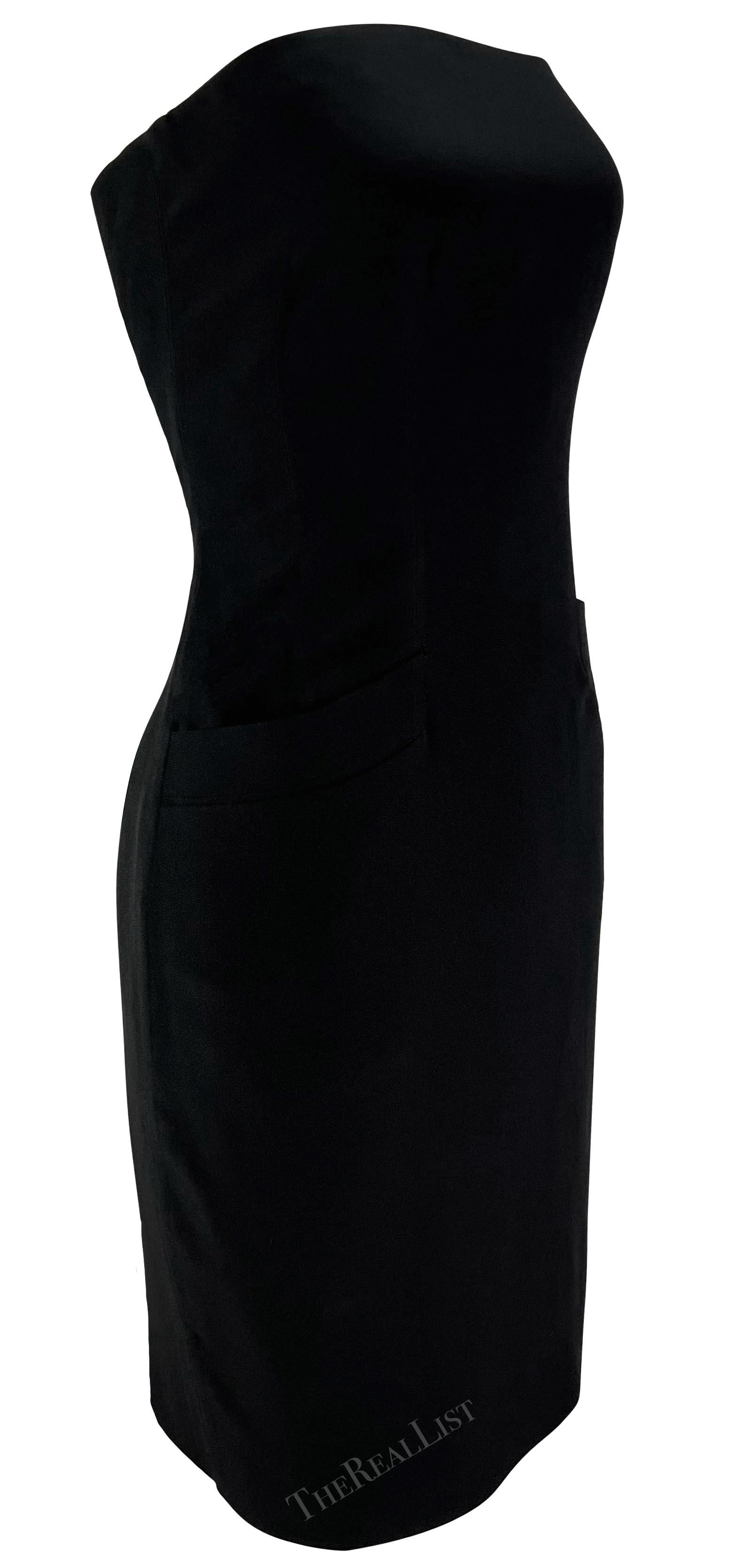 Femenino o masculino Mini vestido negro de bolsillo deshuesado de Donna Karan de principios de los 90 en venta