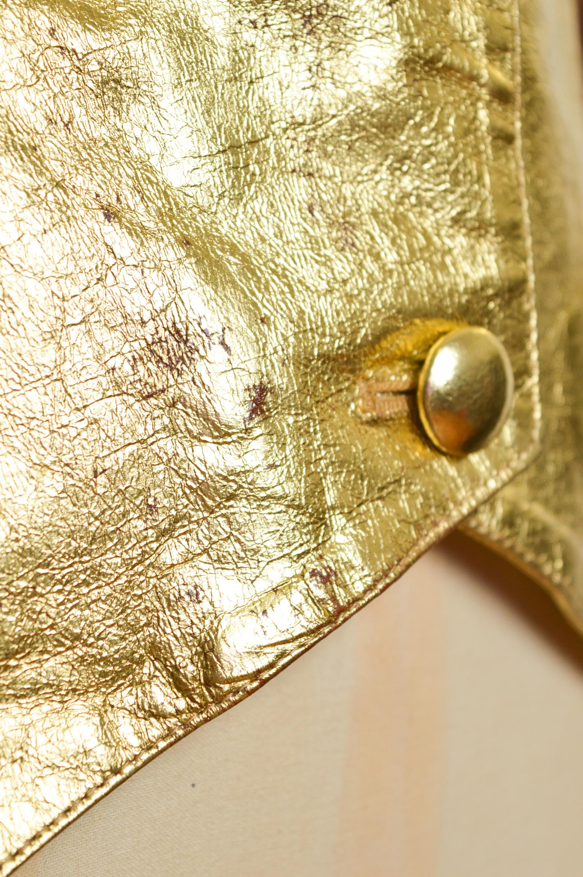 Chaleco de cuero dorado de principios de los 90 VALENTINO Chaleco de etiqueta Oliver - Chaqueta en venta 7