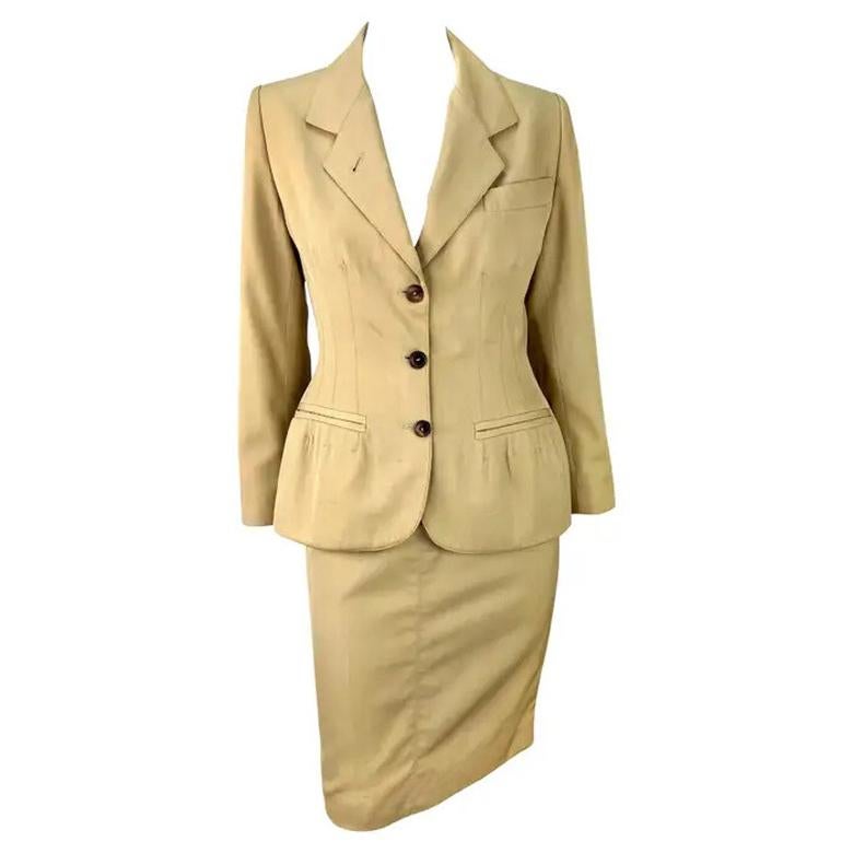 Anfang 1990er Jean Paul Gaultier Tan Rock Anzug im Angebot