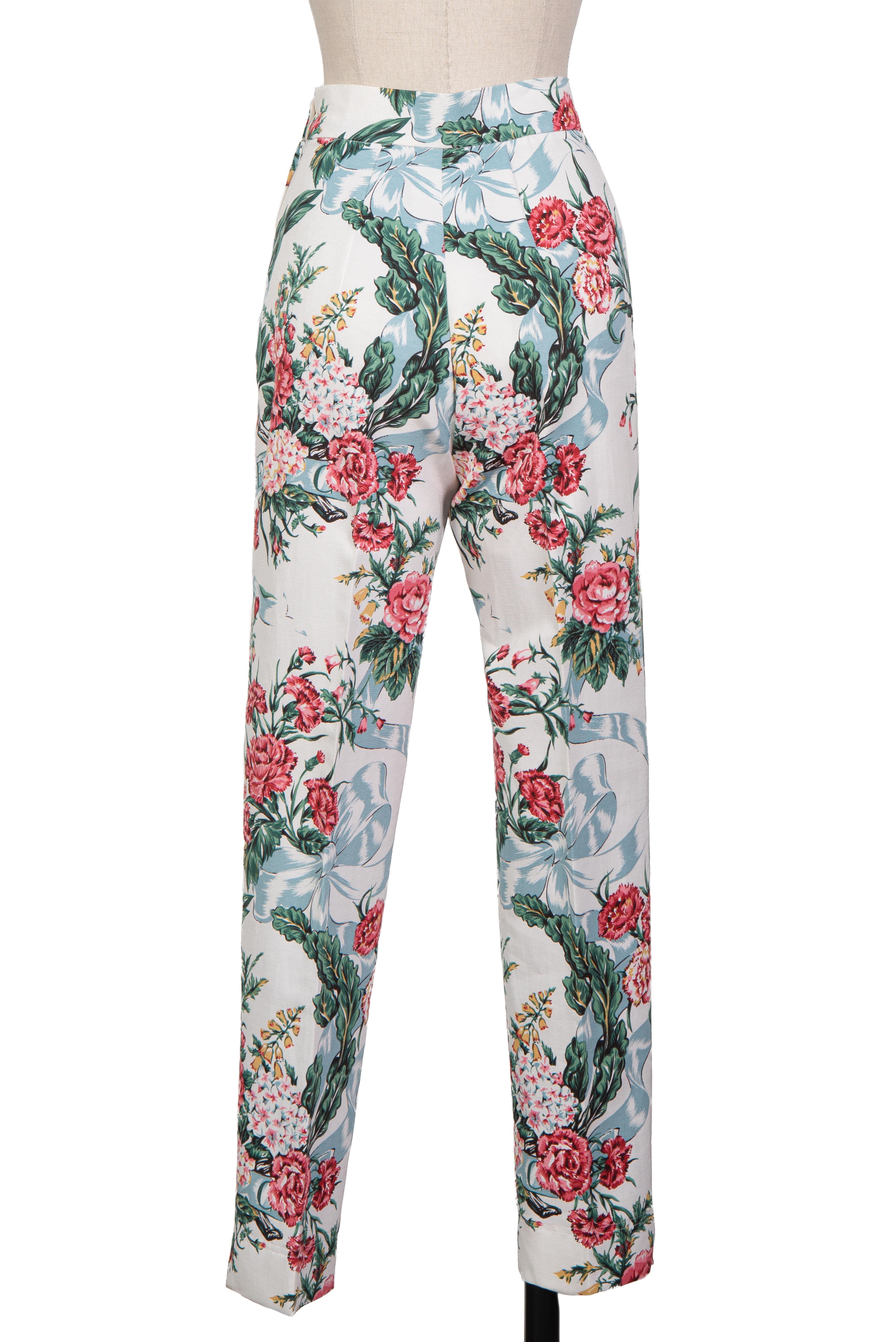 Début des années 1990 - Ensemble veste et pantalon MOSCHINO bleu blanc rose imprimé floral et à carreaux en vente 10