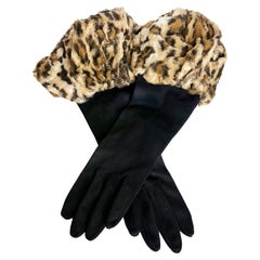 Guanti con polsino in pelliccia leopardata di Norma Kamali dei primi anni '90 in tessuto scamosciato nero