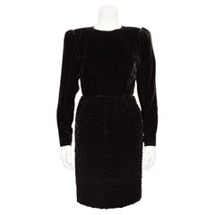 Retro Early 1990s Oscar de la Renta Dark Brown Velvet Dress