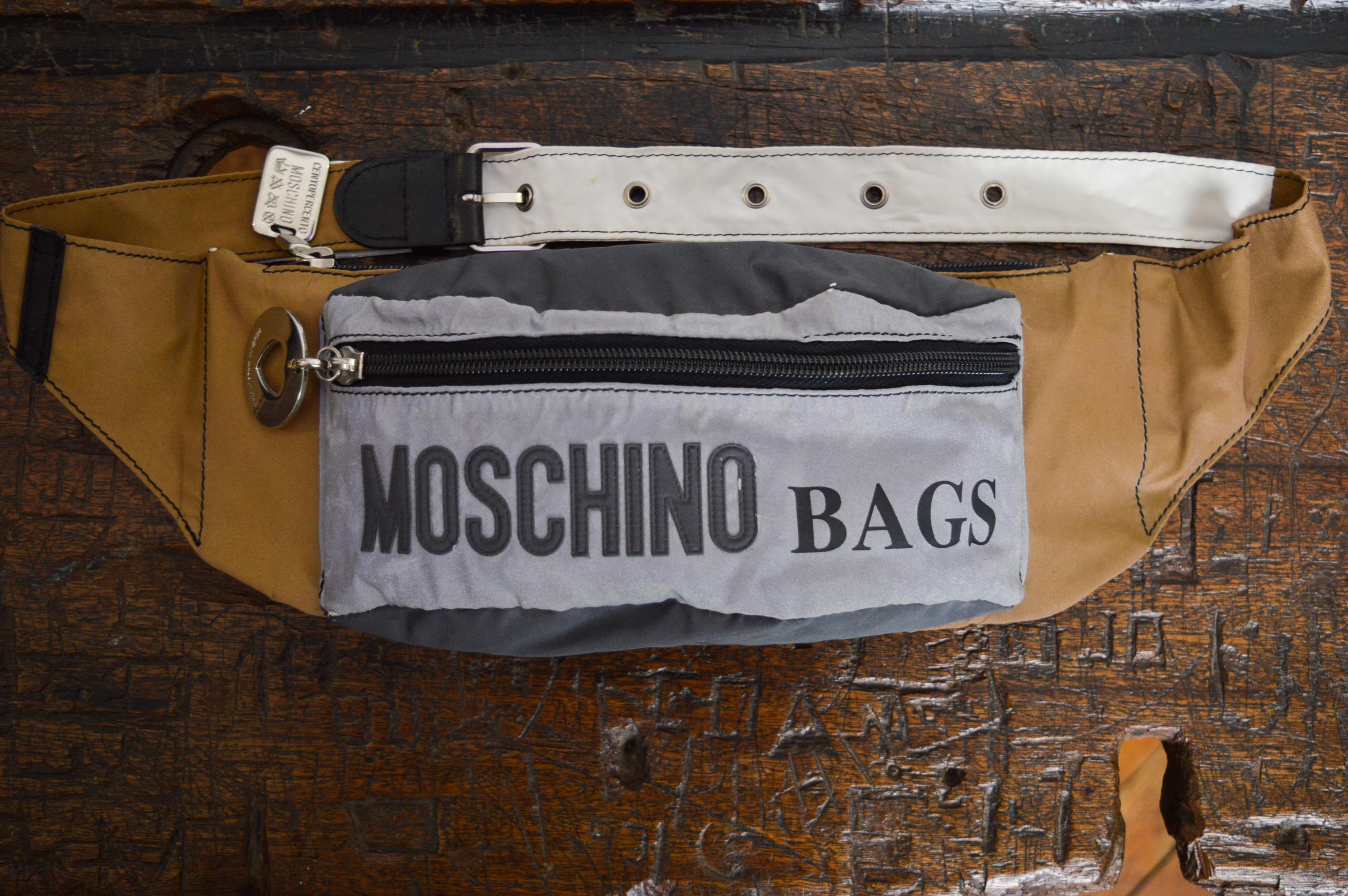 Beige Early 1990's Vintage MOSCHINO Reflective Gold & Silver Bum Bag - Fanny Pack For Sale