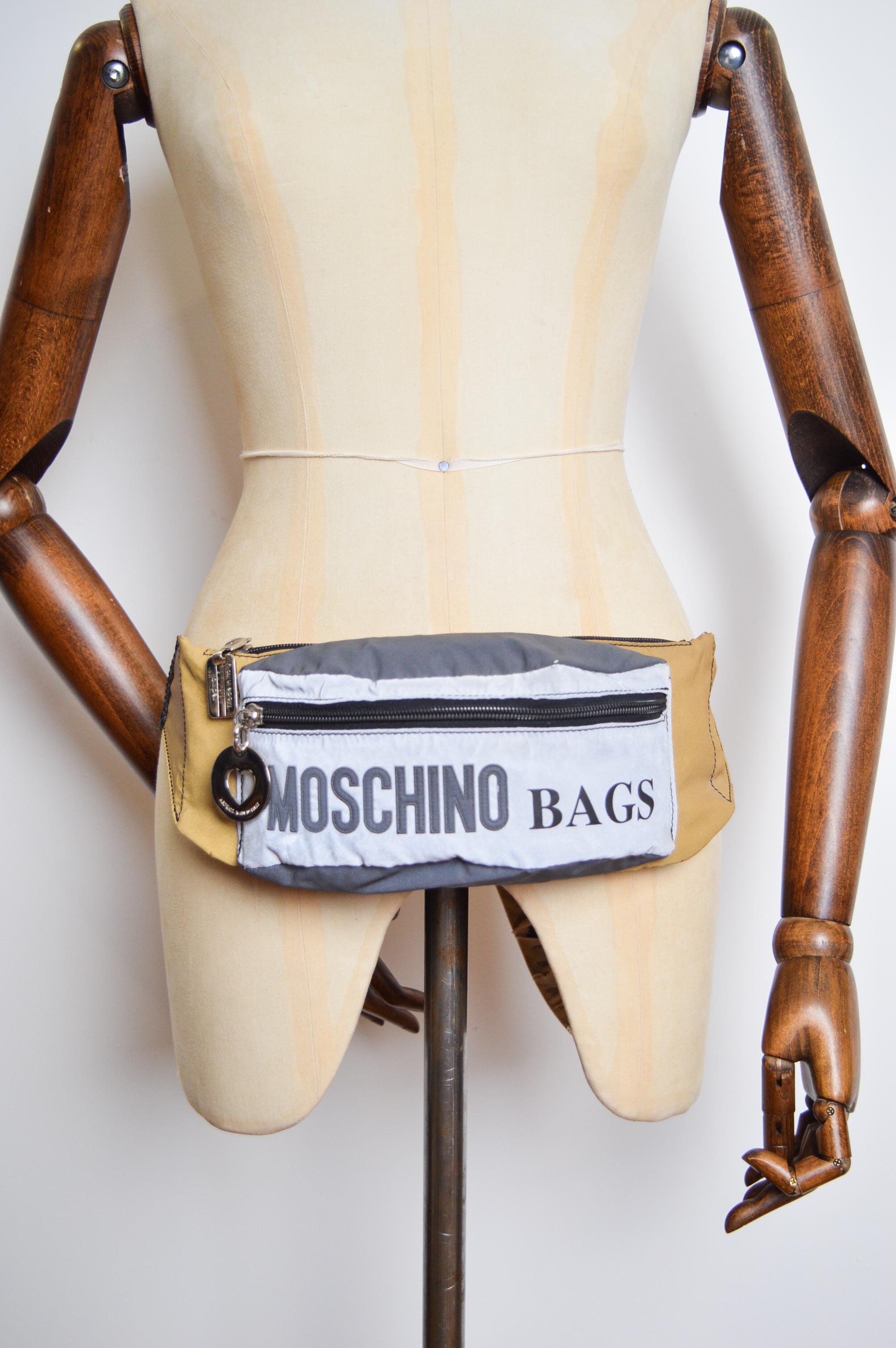 Early 1990's Vintage MOSCHINO Reflective Gold & Silver Bum Bag - Fanny Pack In Good Condition For Sale In Sheffield, GB