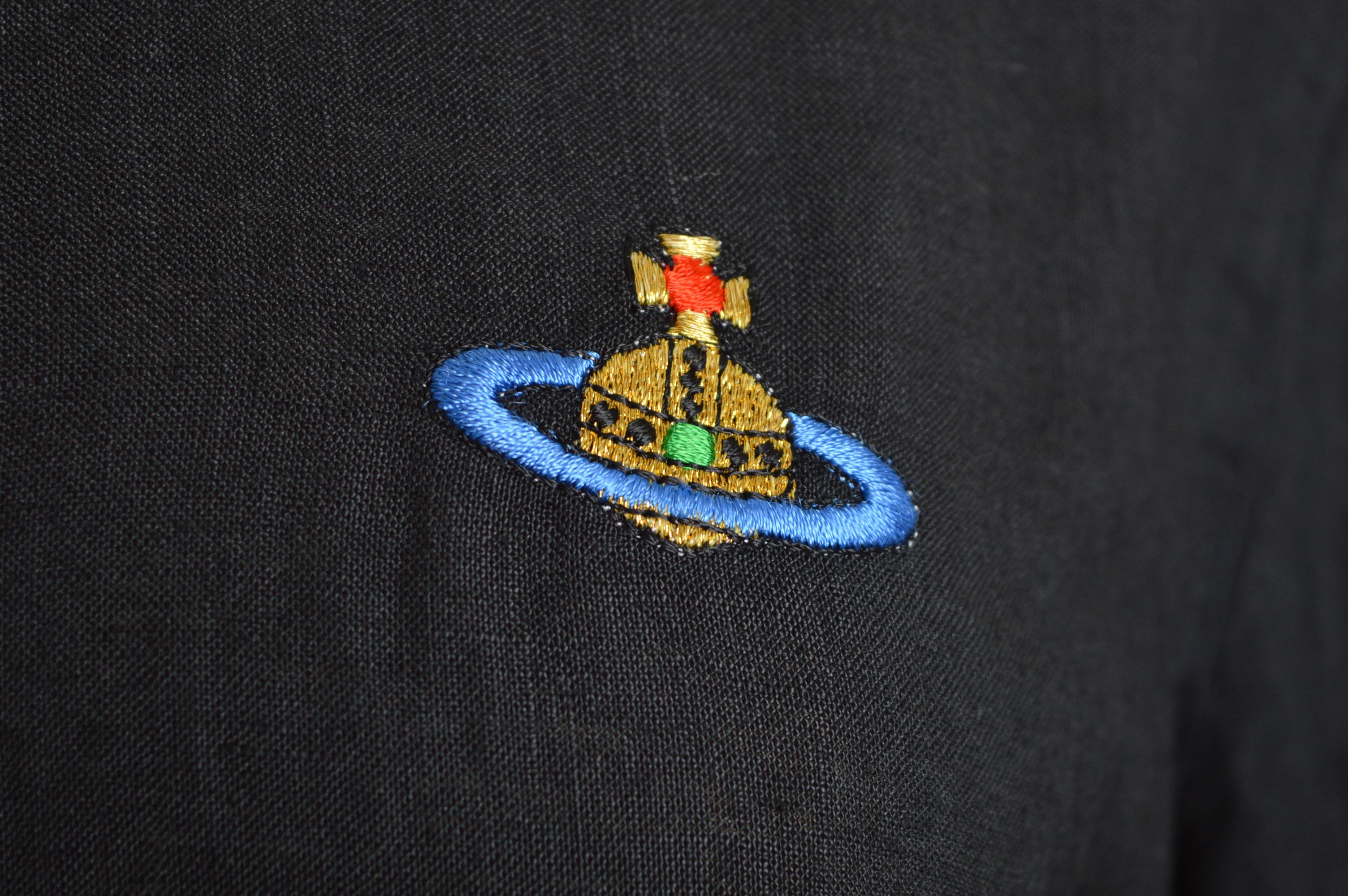 Début des années 1990 Vivienne Westwood Lin noir Orb Chemise d'artiste à manches longues en vente 1