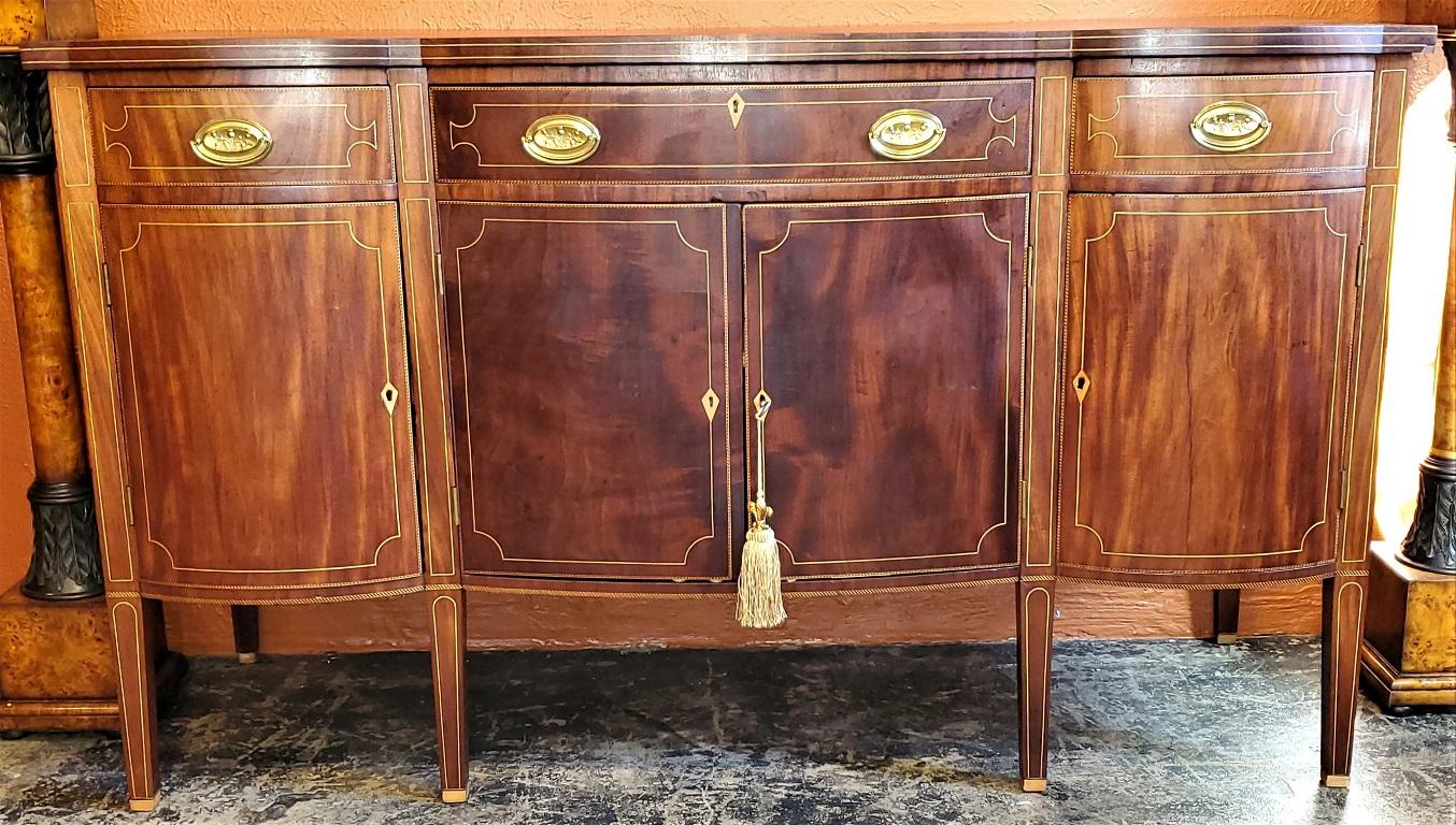Early 19th Century American Sheraton Sideboard Attributable to Duncan Phyfe For Sale 5