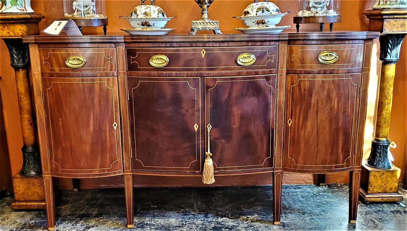 Early 19th Century American Sheraton Sideboard Attributable to Duncan Phyfe For Sale 10