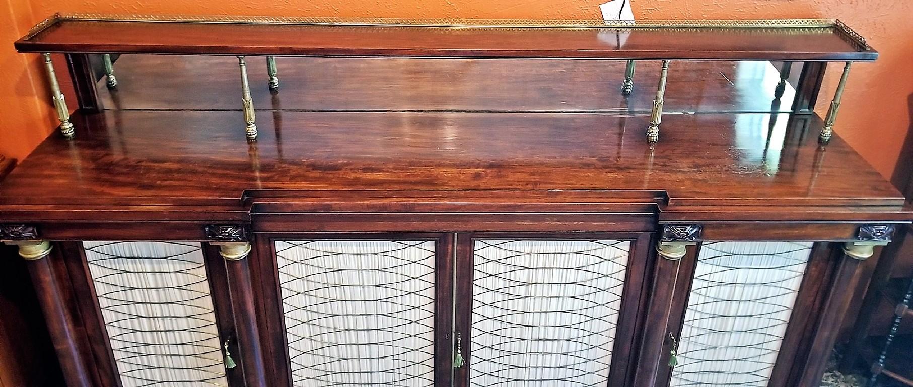Early 19th Century English Chiffonier in the Manner of Gillows In Good Condition For Sale In Dallas, TX