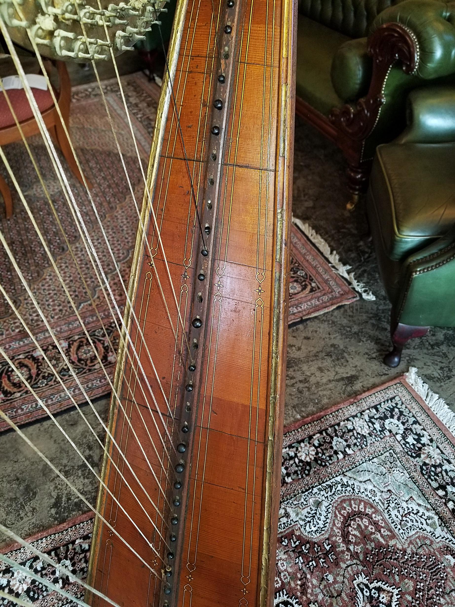 Hand-Carved Mid 19th Century T. Dodd & Sons London Harp