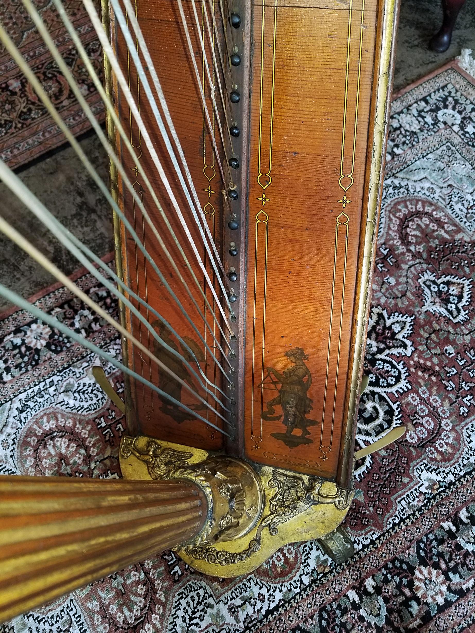 Mid 19th Century T. Dodd & Sons London Harp In Fair Condition In Dallas, TX