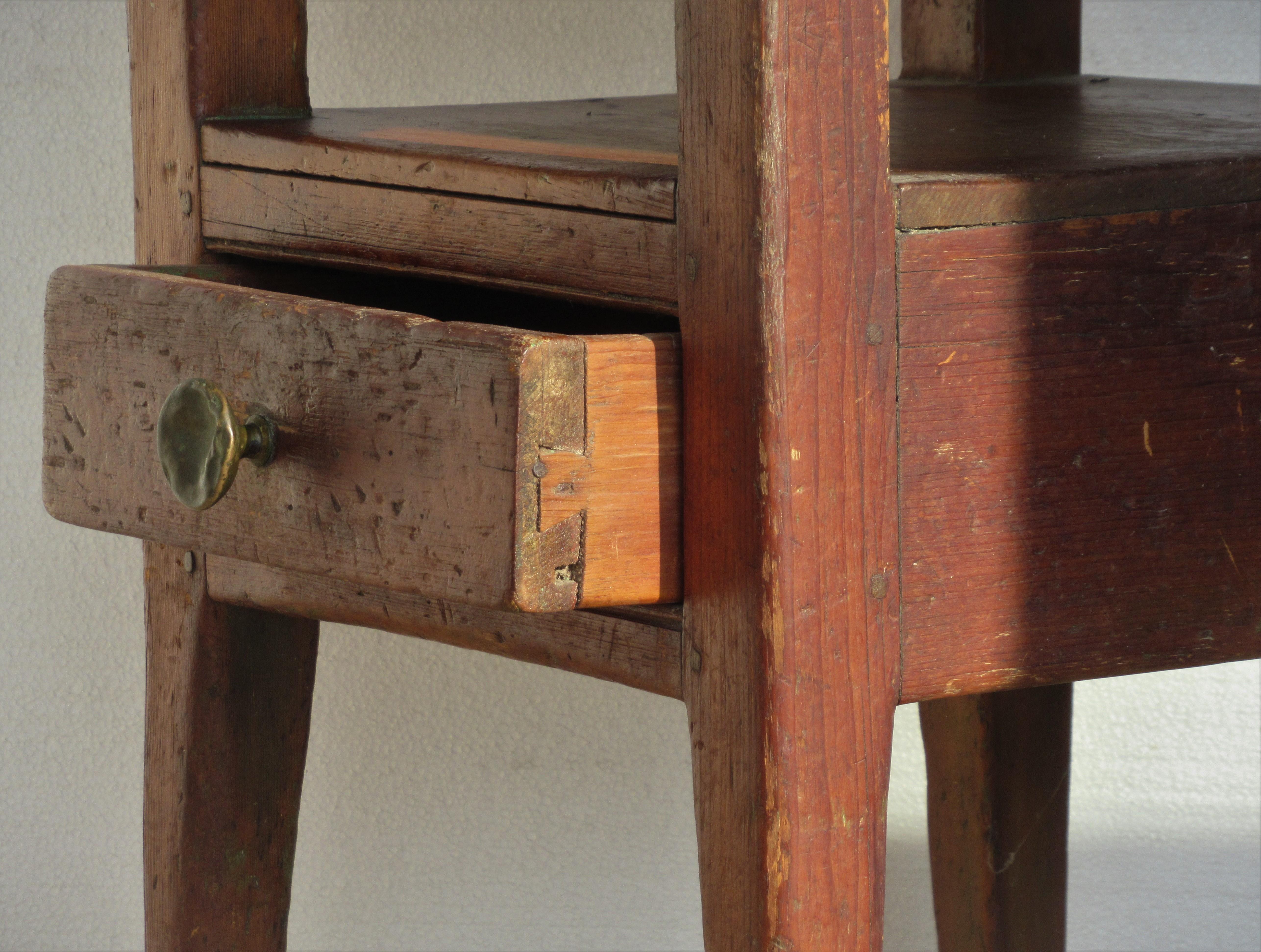 American Country Scallop Design Table - Circa 1820 11