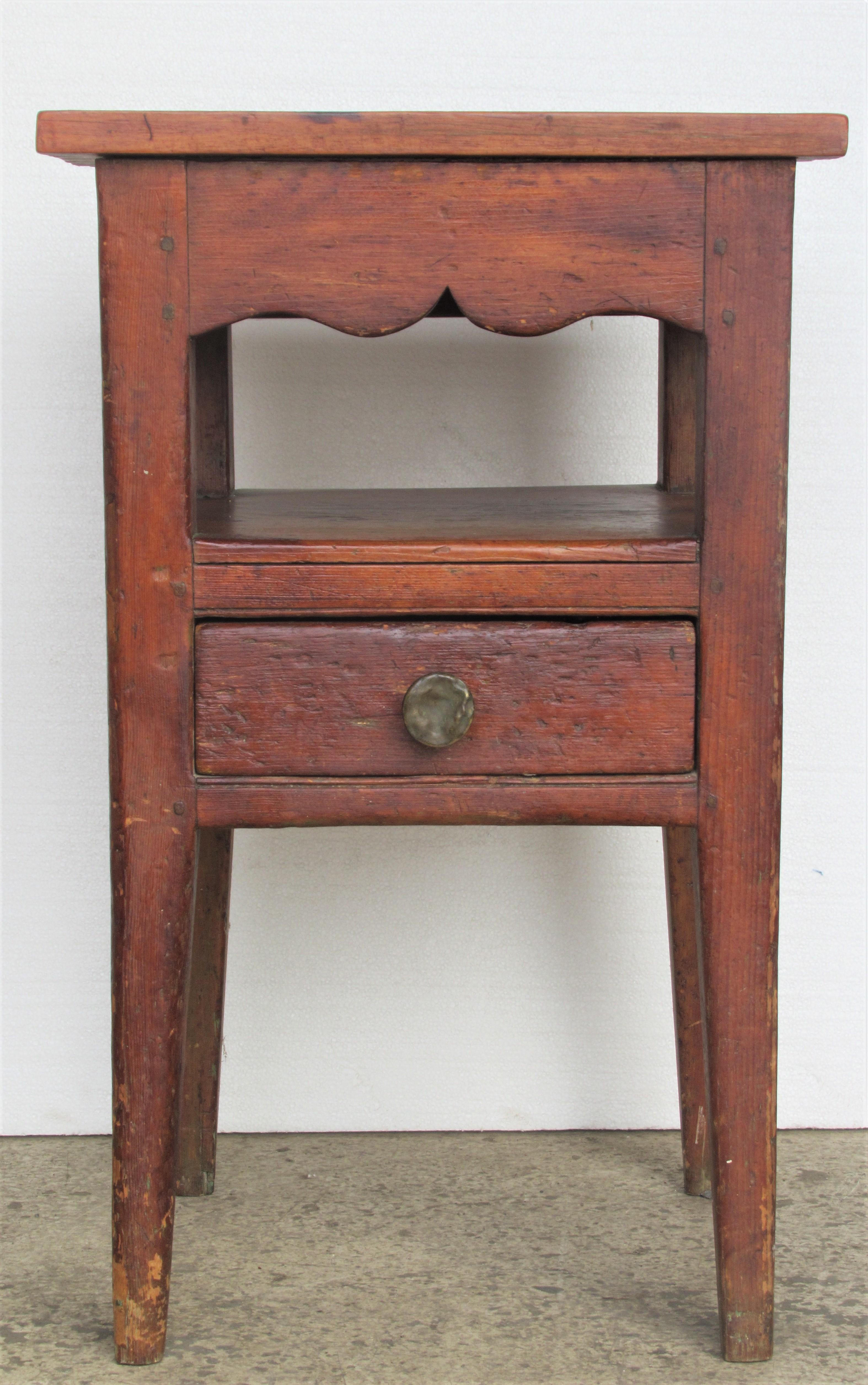 Brass American Country Scallop Design Table - Circa 1820