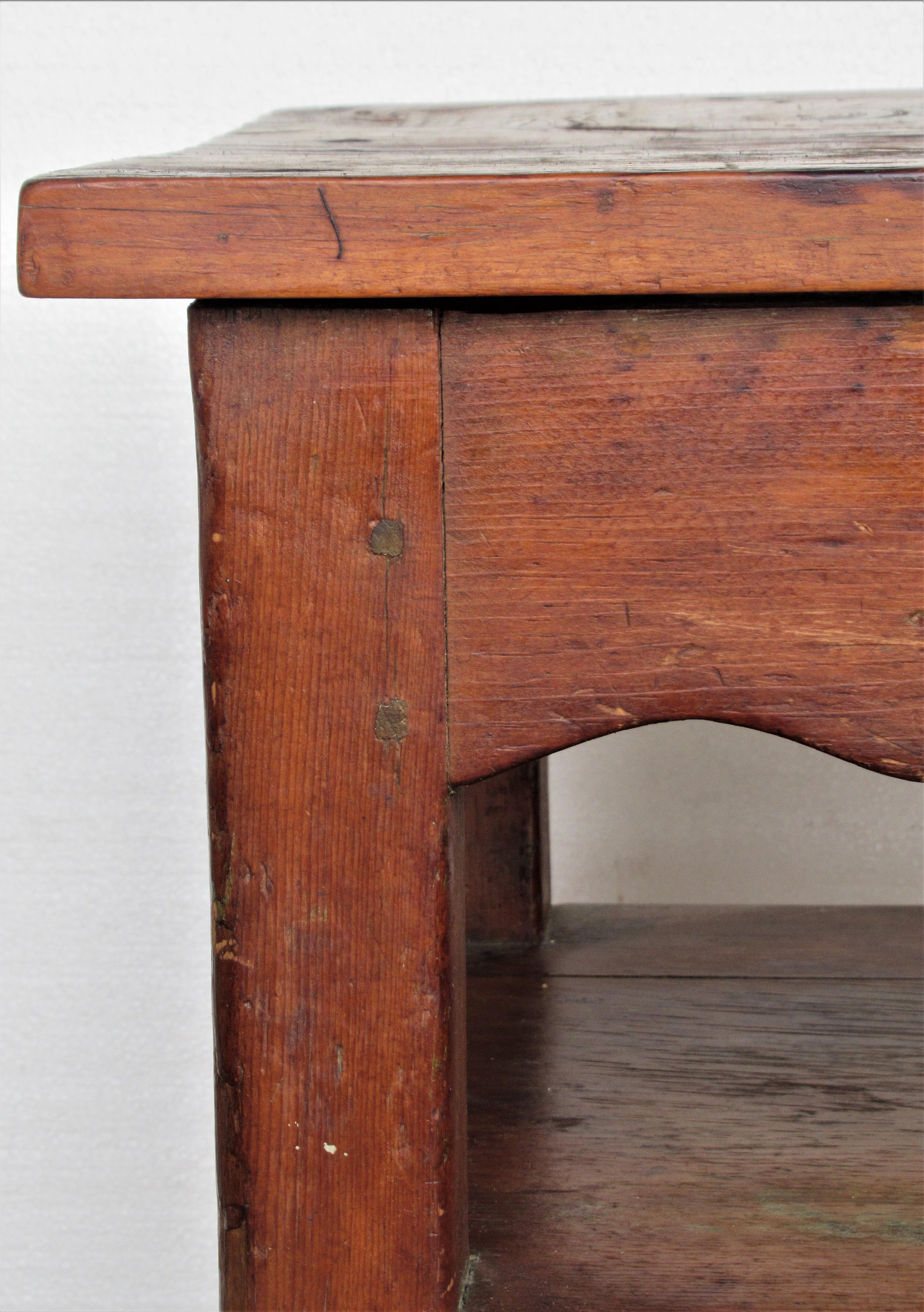 American Country Scallop Design Table - Circa 1820 1