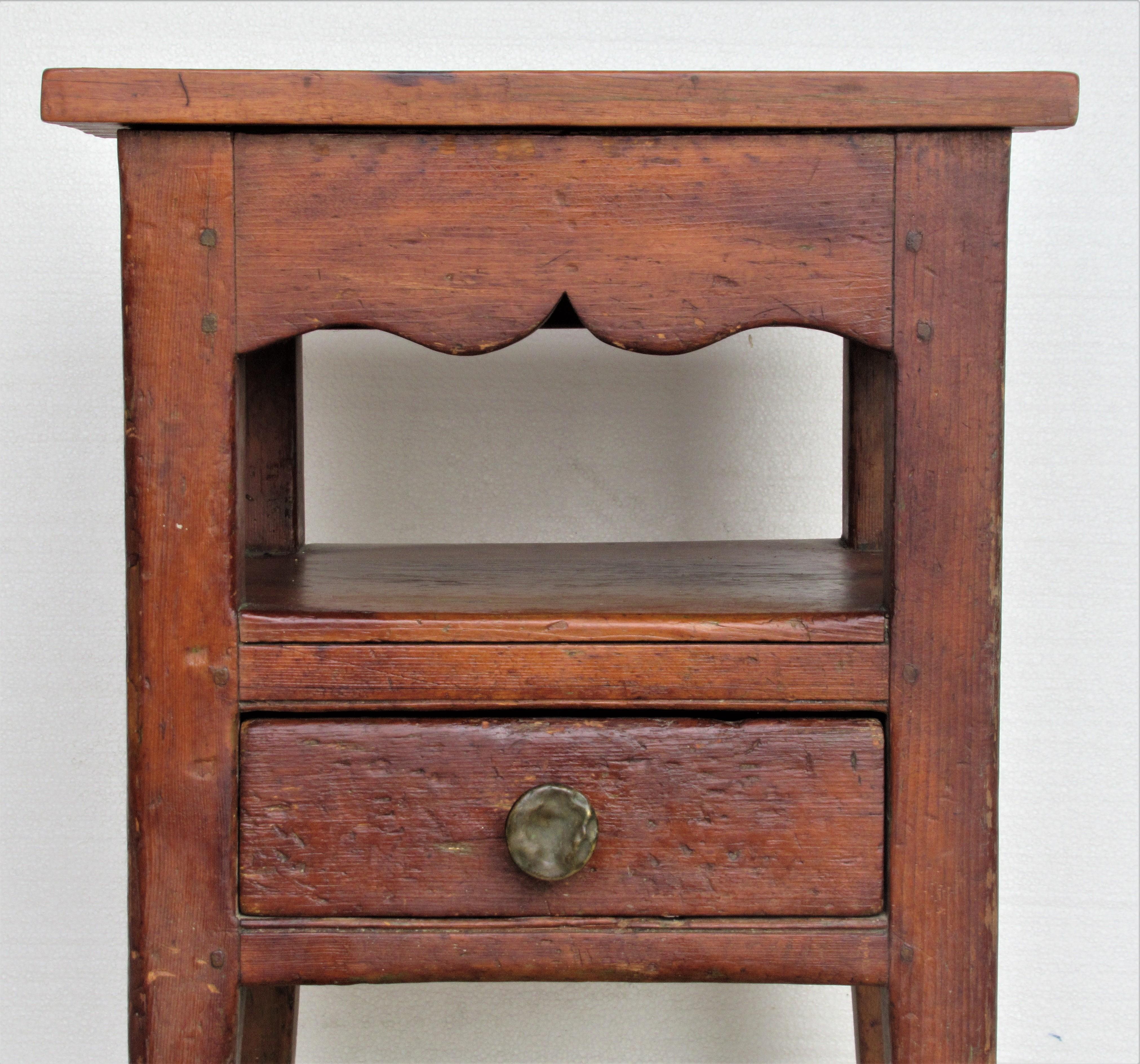American Country Scallop Design Table - Circa 1820 2