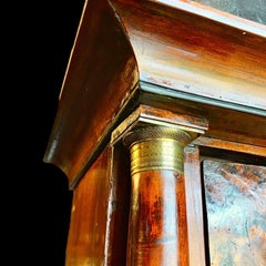 Reloj de caja alta de nogal burilado de Lieja de finales del siglo XVIII