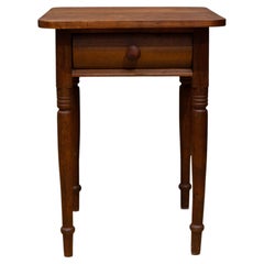 Début du 19e siècle Table d'appoint en cerisier C.I.C.