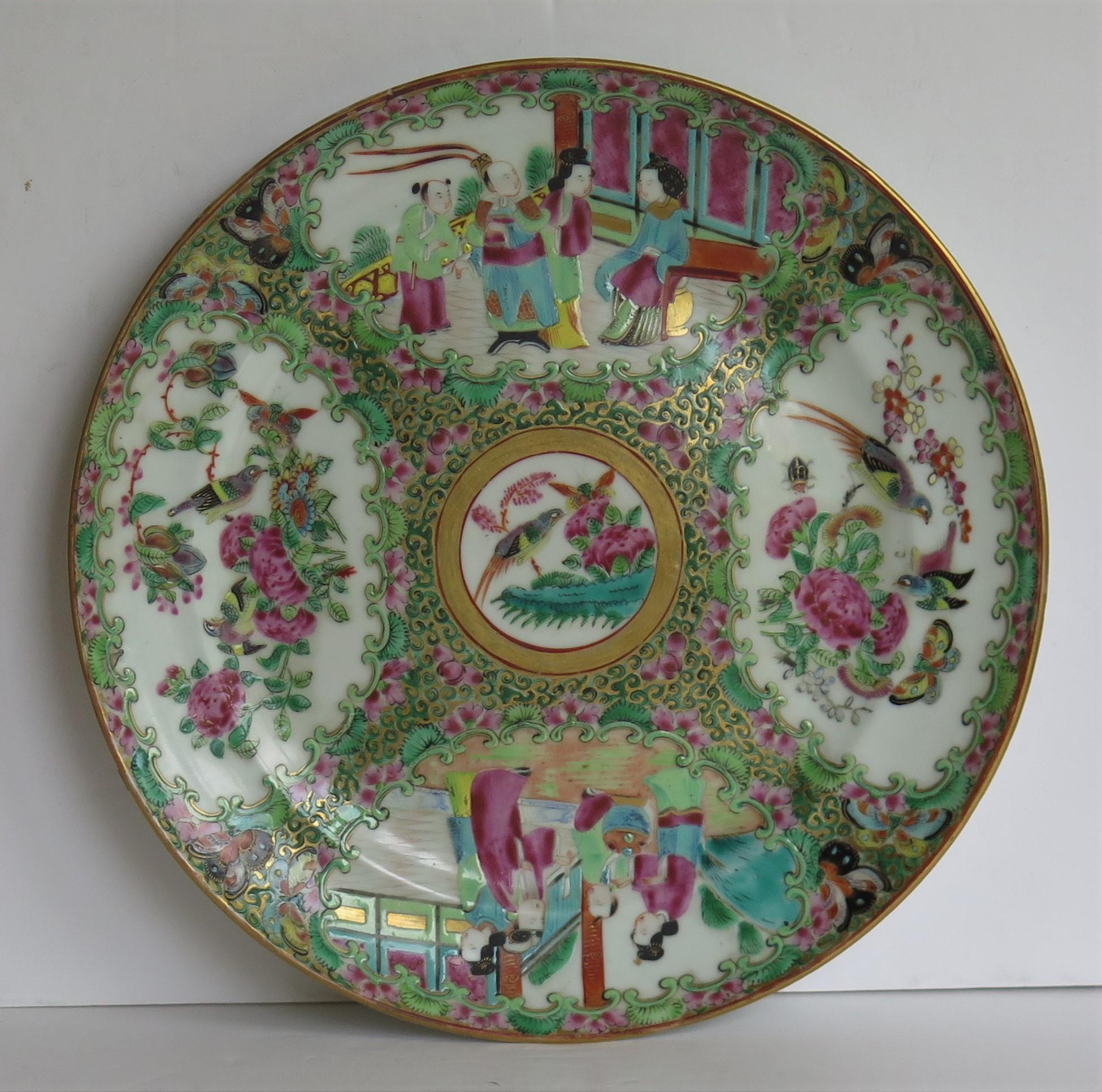 19th Century Chinese Export Dinner Plate Rose Medallion porcelain, Qing Ca 1820