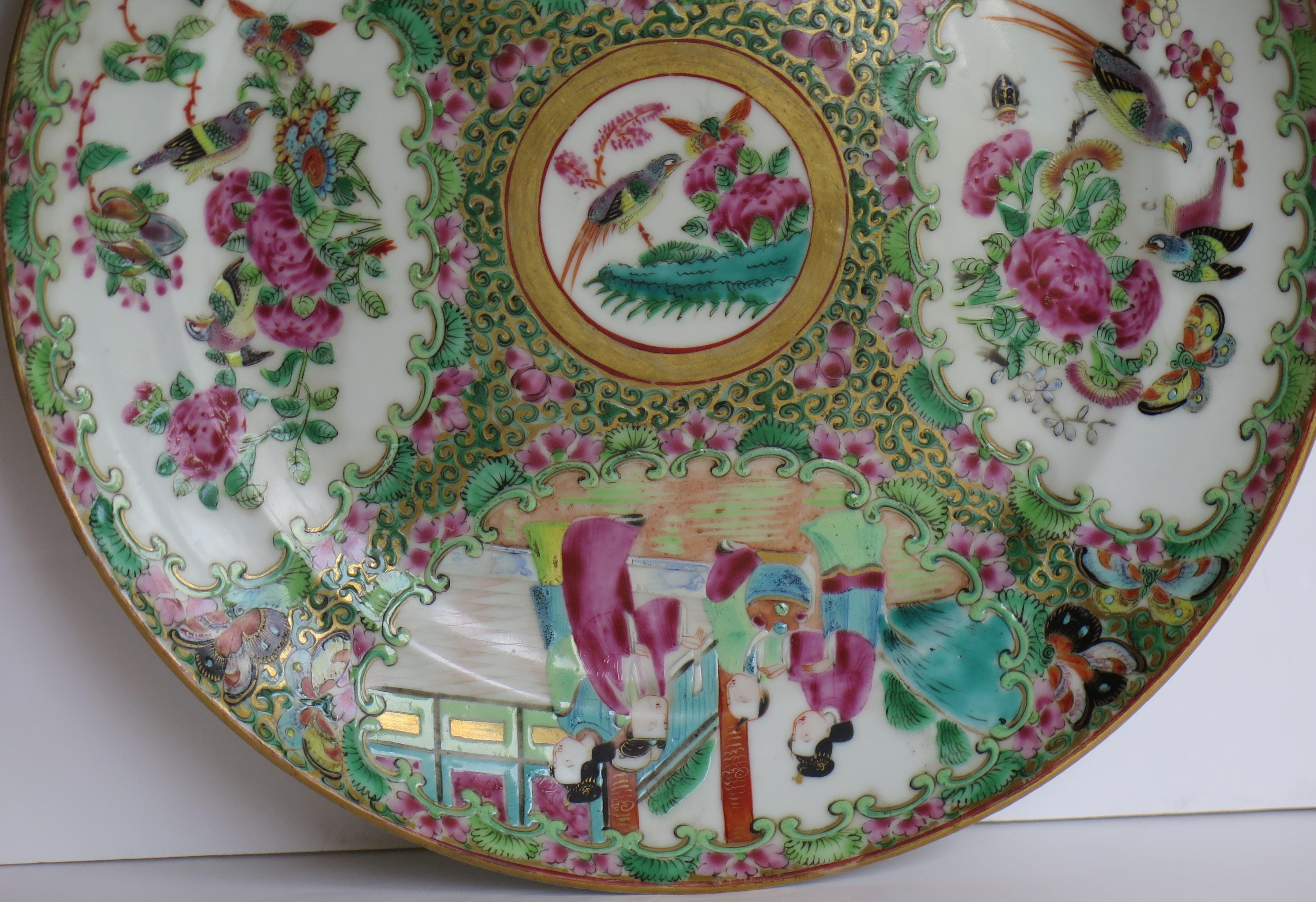 Chinese Export Dinner Plate Rose Medallion porcelain, Qing Ca 1820 2