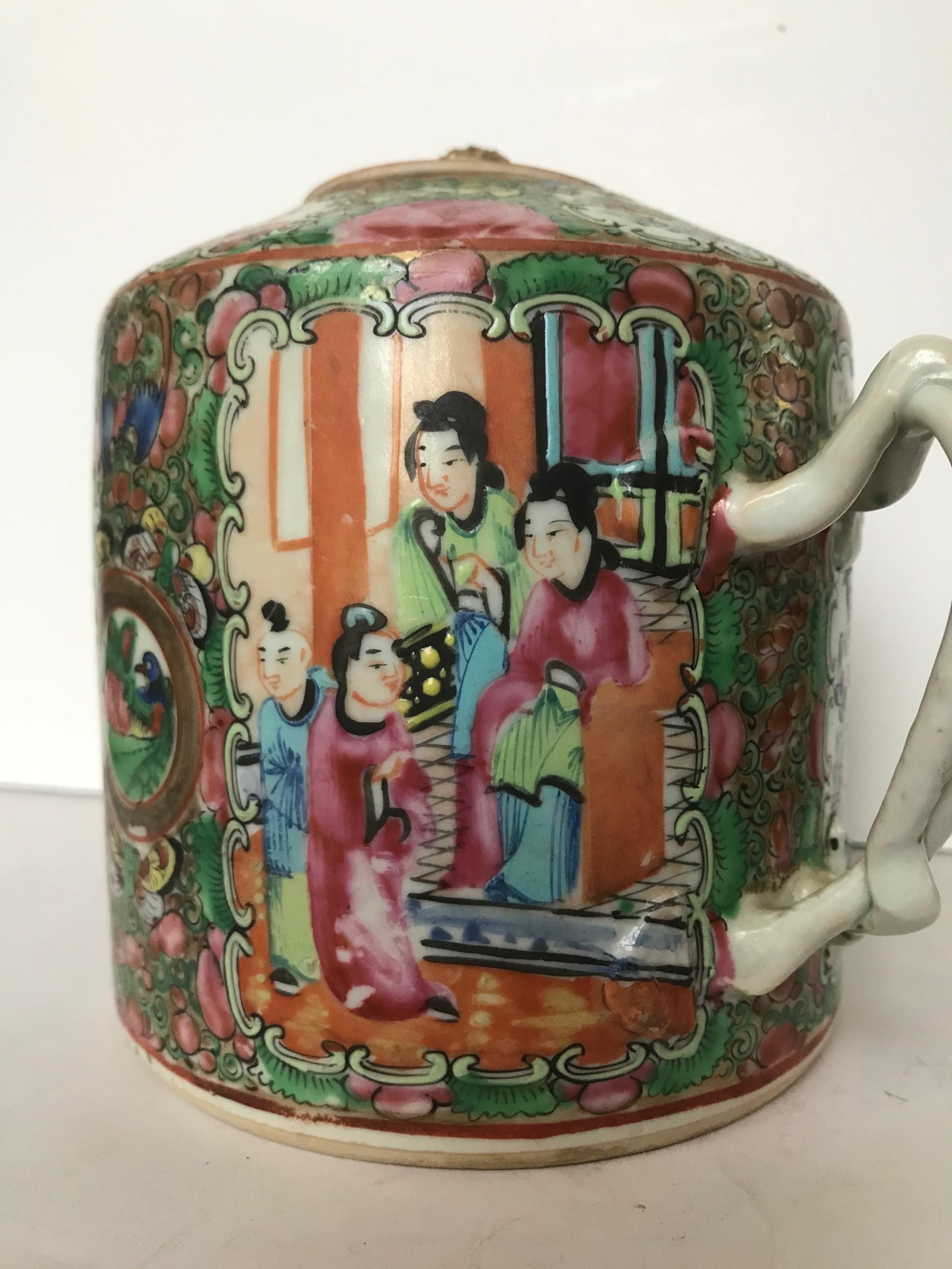 Early 19th Century Chinese Export Rose Medallion Branch Handle Porcelain Teapot 3