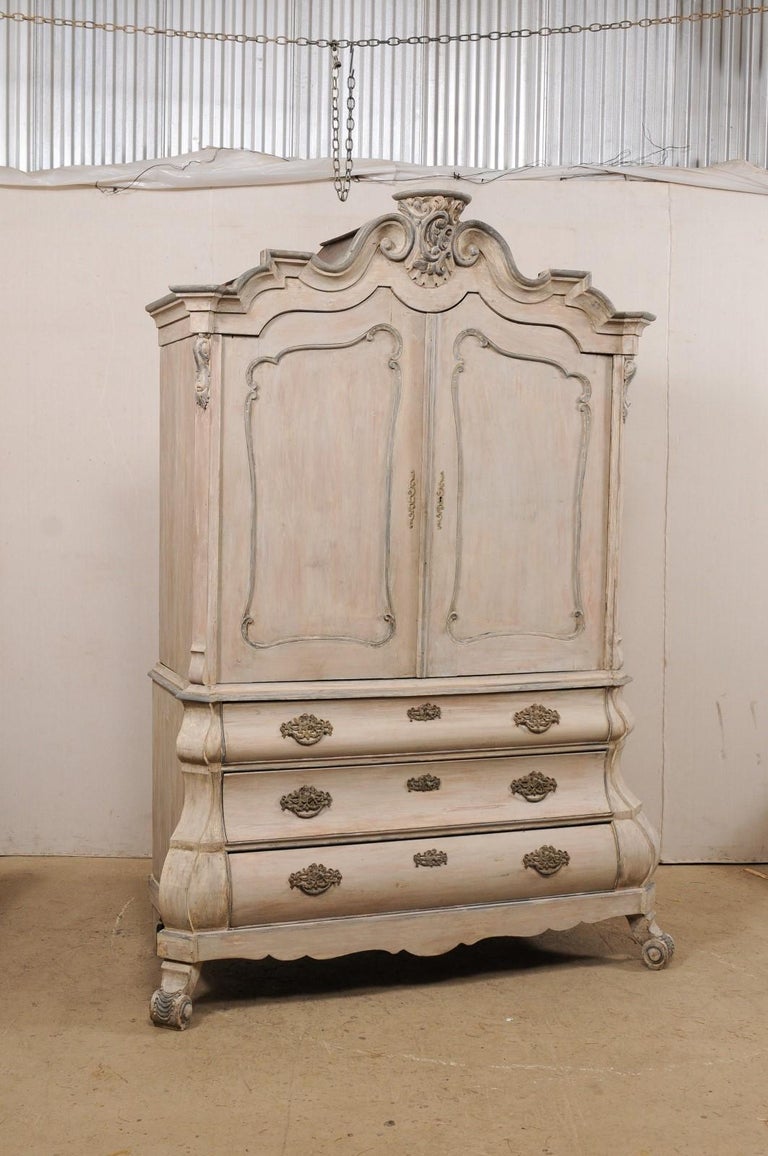 Early 19th C. Dutch Bombé Cabinet w/ Ornately Carved Pediment Top & Shapely Body In Good Condition In Atlanta, GA