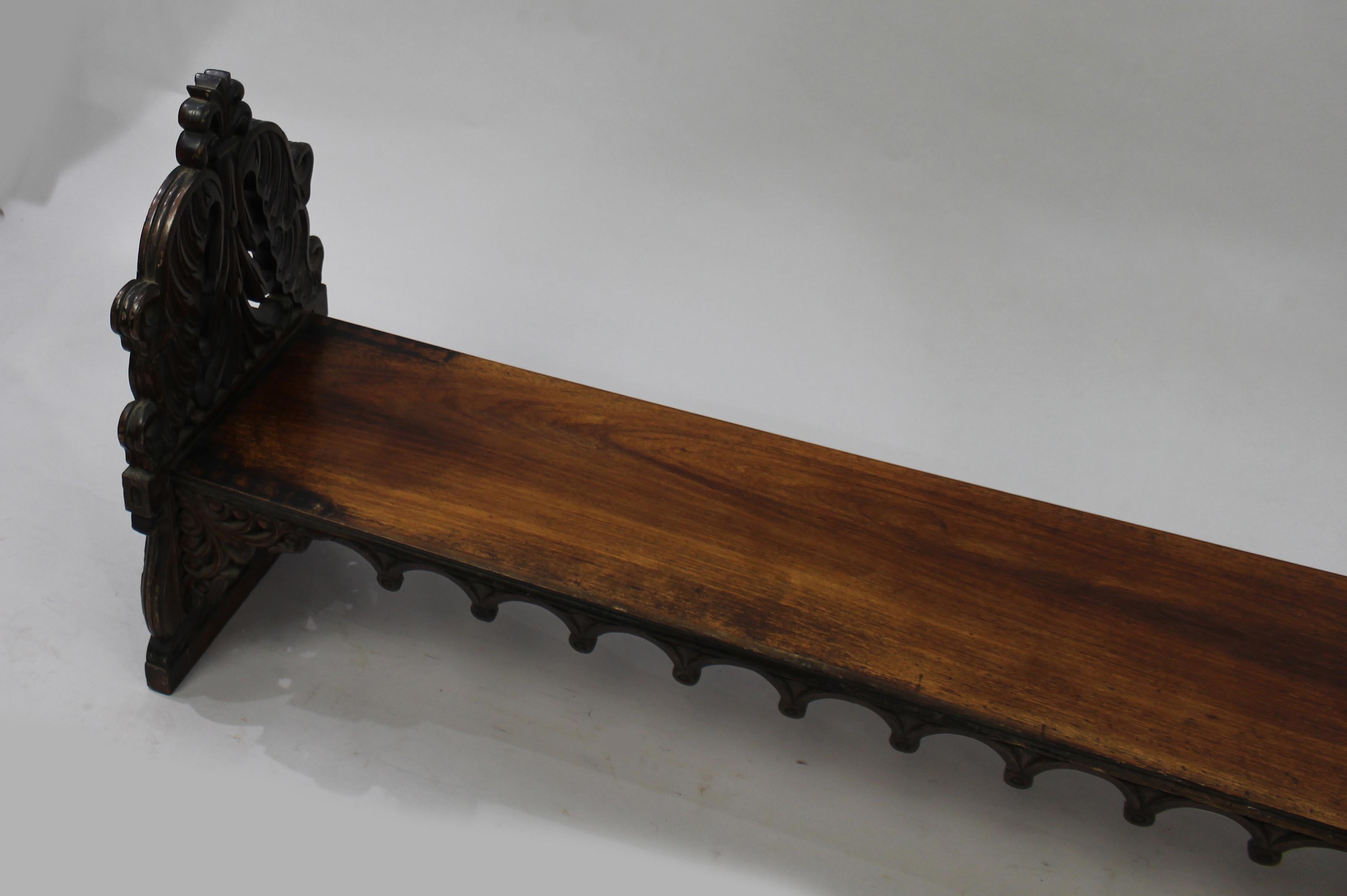 Début du 19ème siècle. Support de table d'autel ecclésiastique en bois de rose État moyen - En vente à Worcester, GB