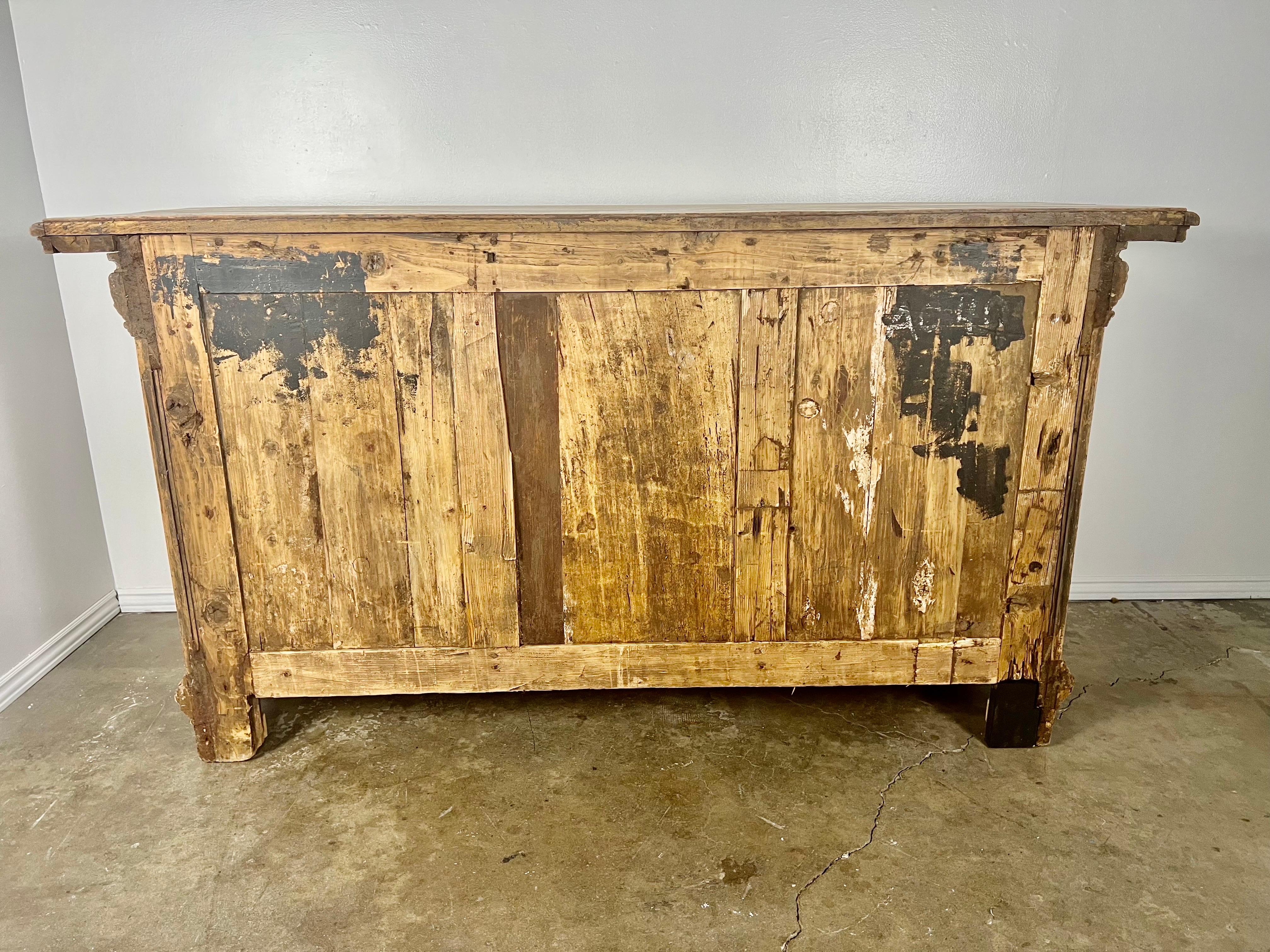 Credenza in noce sbiancato francese del primo Ottocento in vendita 8